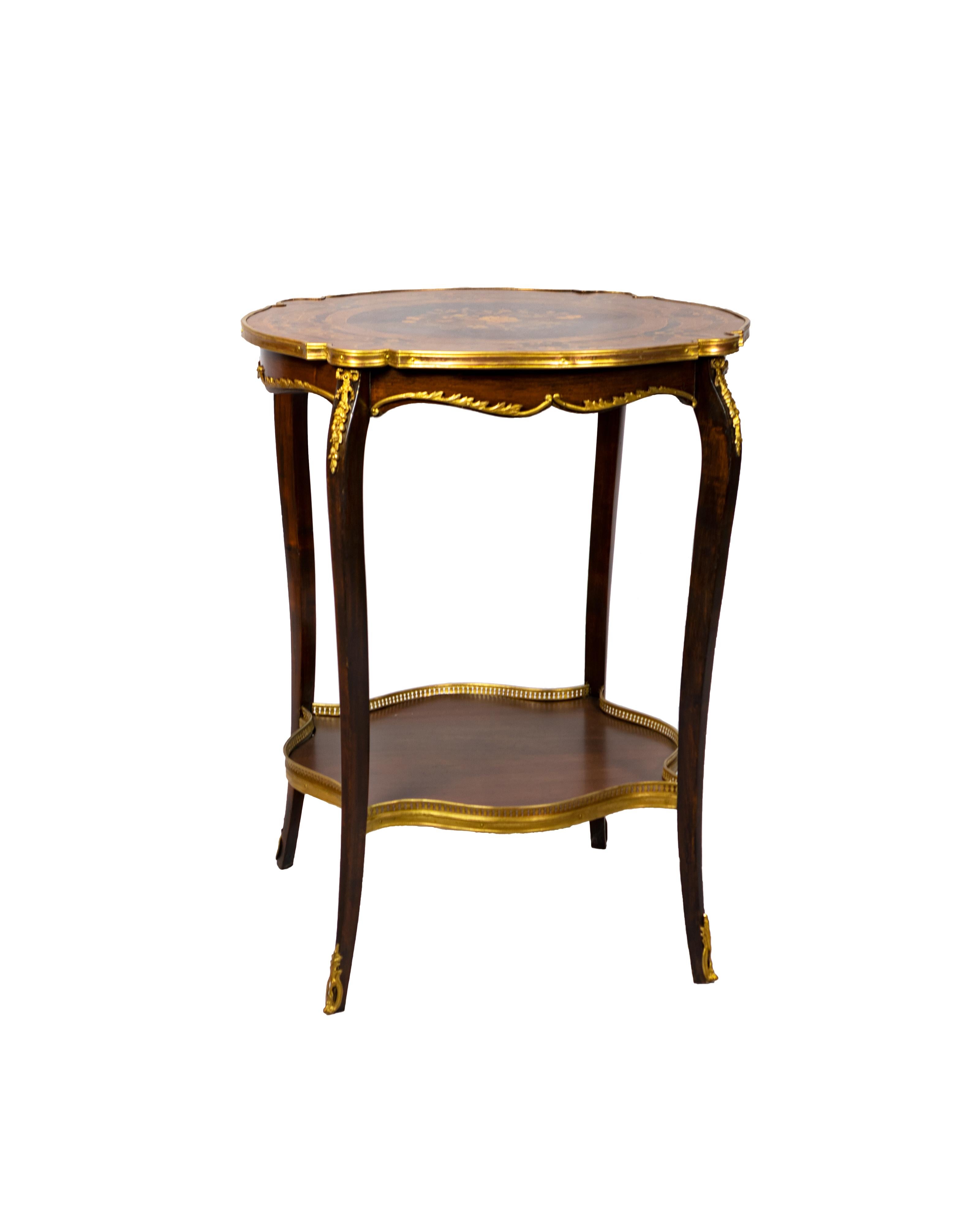 French Louis XVI Guéridon Table, 19th Century  For Sale 2