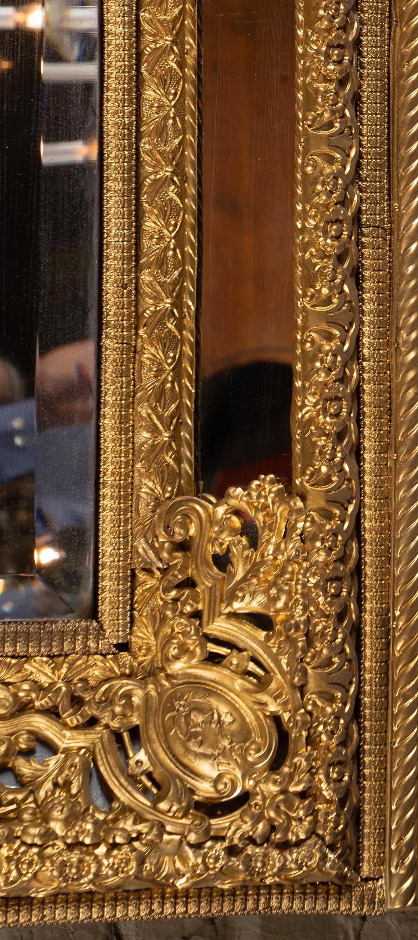 Italiano Specchio francese del XIX secolo Luigi XVI in vendita