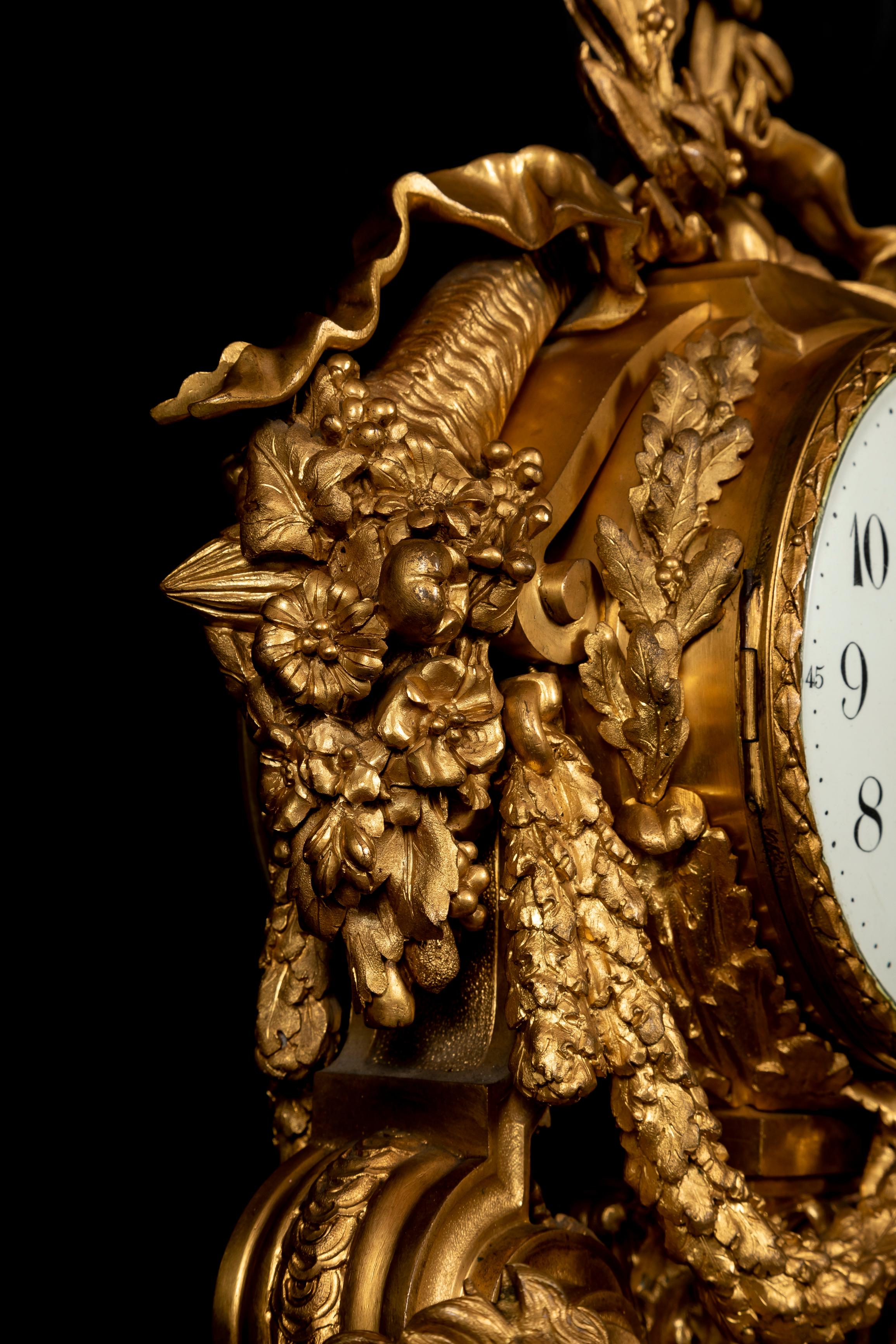 Ensemble de pendules en bronze doré et marbre Louis XVI du 19ème siècle, vendu par Tiffany & Co. en vente 3