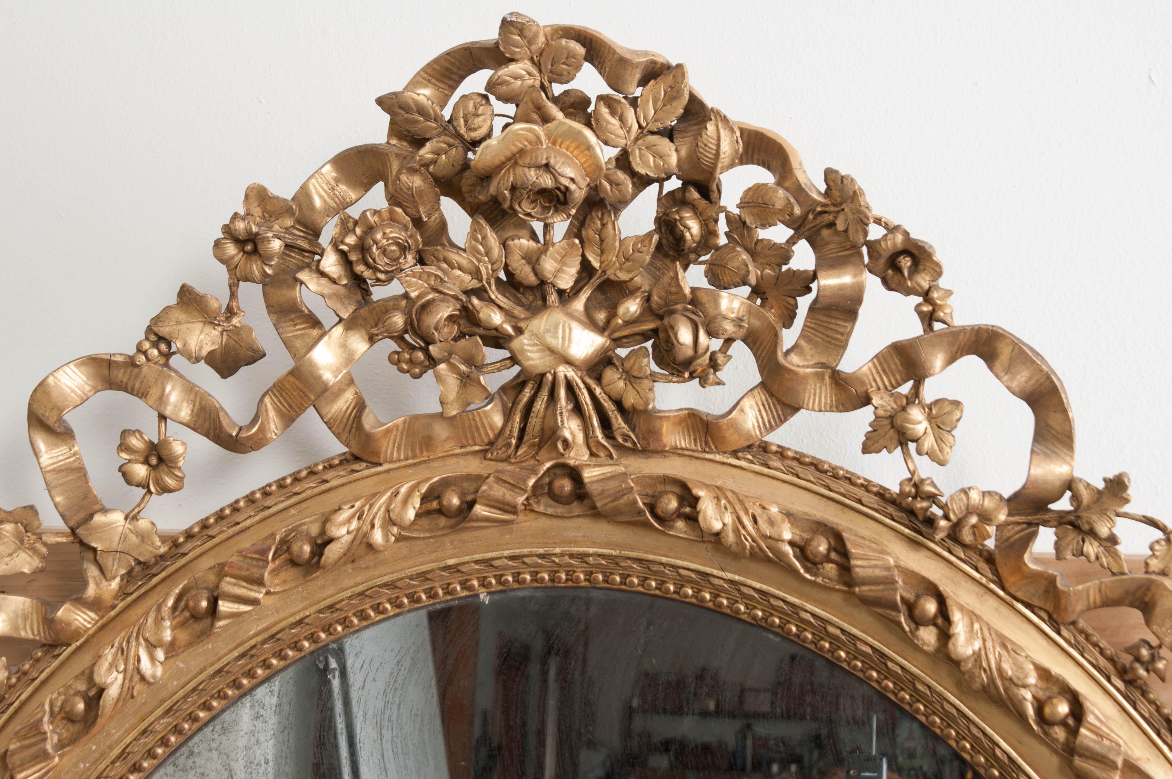 French 19th Century Louis XVI Oval Giltwood Mirror For Sale 1