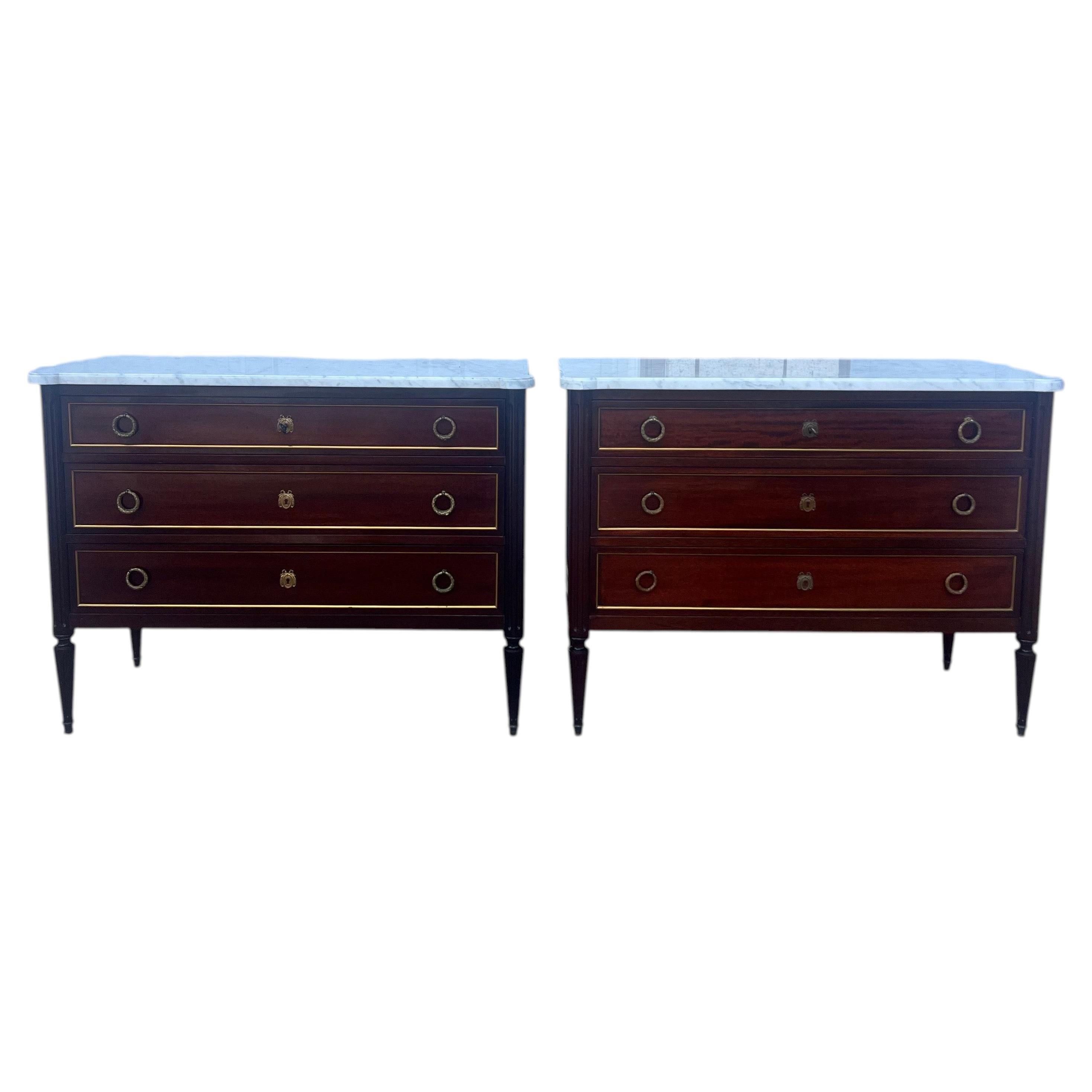 French 19th Century Louis XVI Pair of Mahogany Carrara Marble Top Commode For Sale