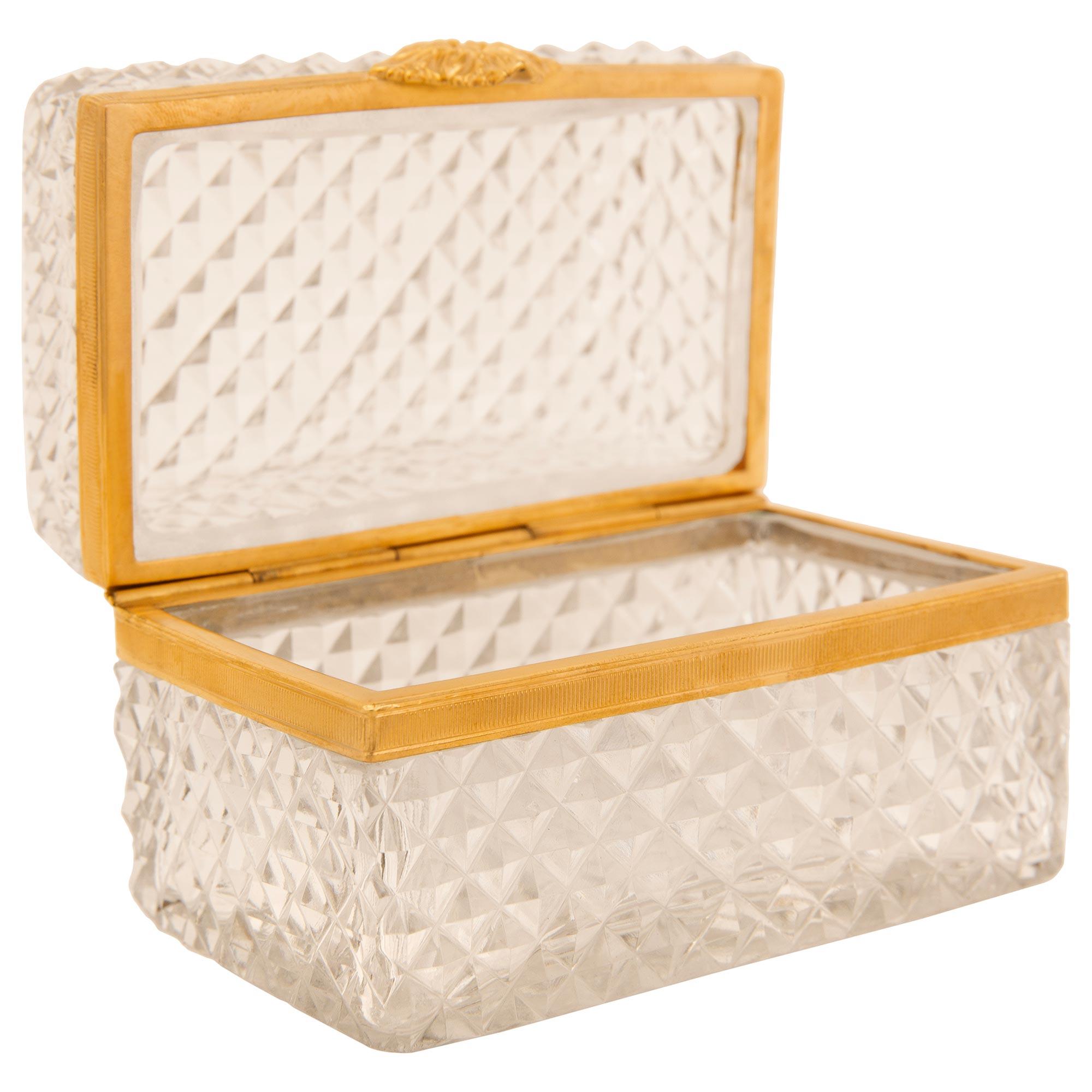 Caja francesa del siglo XIX de cristal de Baccarat y ormolu de estilo Luis XVI en Bueno estado para la venta en West Palm Beach, FL