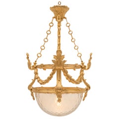 Louis XVI St. Baccarat-Kronleuchter aus Kristall und Goldbronze, 19. Jahrhundert, Frankreich