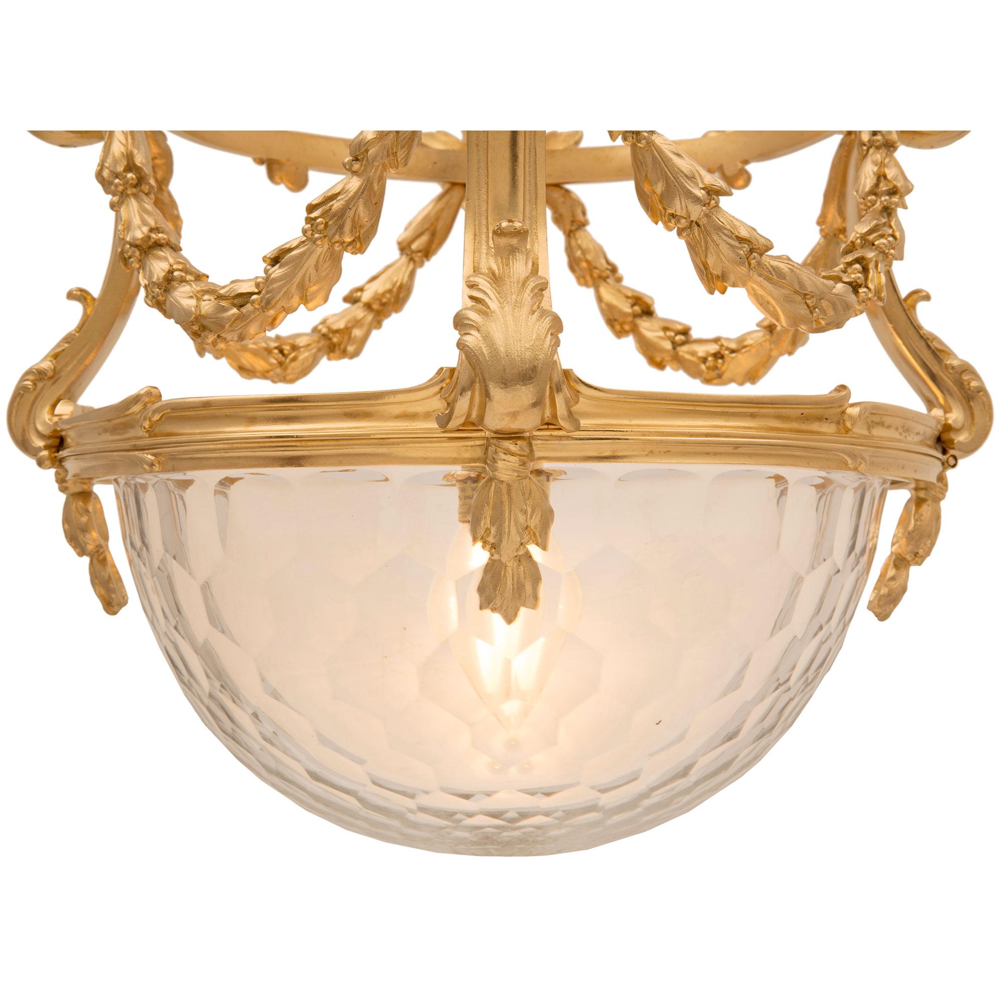 French 19th Century Louis XVI St. Baccarat Crystal and Ormolu Chandelier For Sale 2