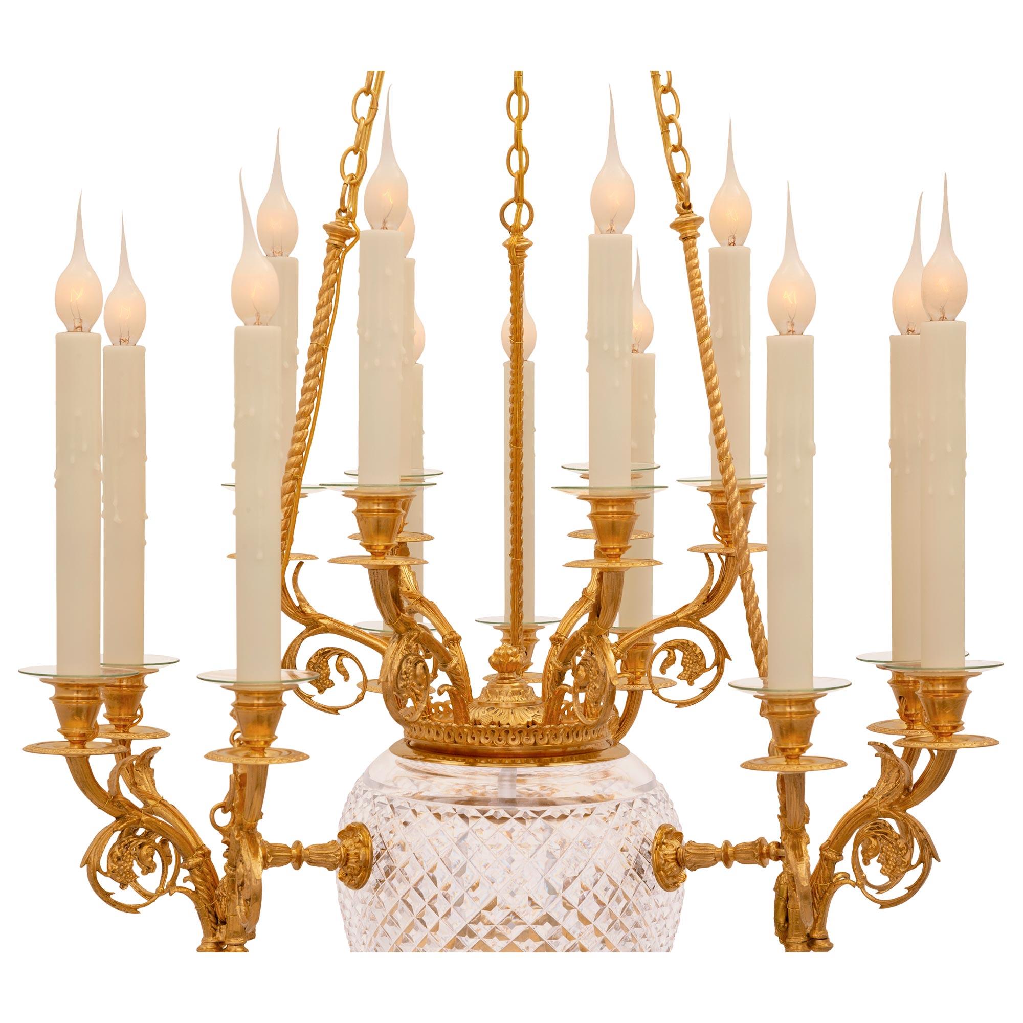 Lampadario francese del 19° secolo St. Louis Crystal e Ormolu di Baccarat In condizioni buone in vendita a West Palm Beach, FL