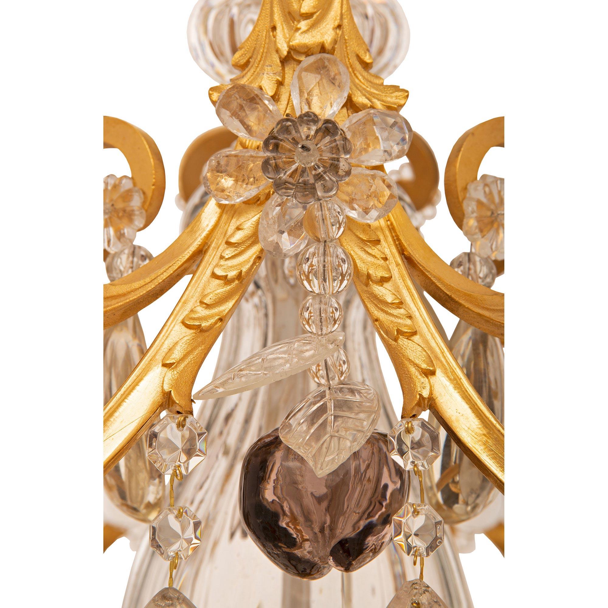 Louis XVI St. Baccarat-Kronleuchter aus Kristall und Goldbronze, 19. Jahrhundert, Frankreich im Zustand „Gut“ im Angebot in West Palm Beach, FL