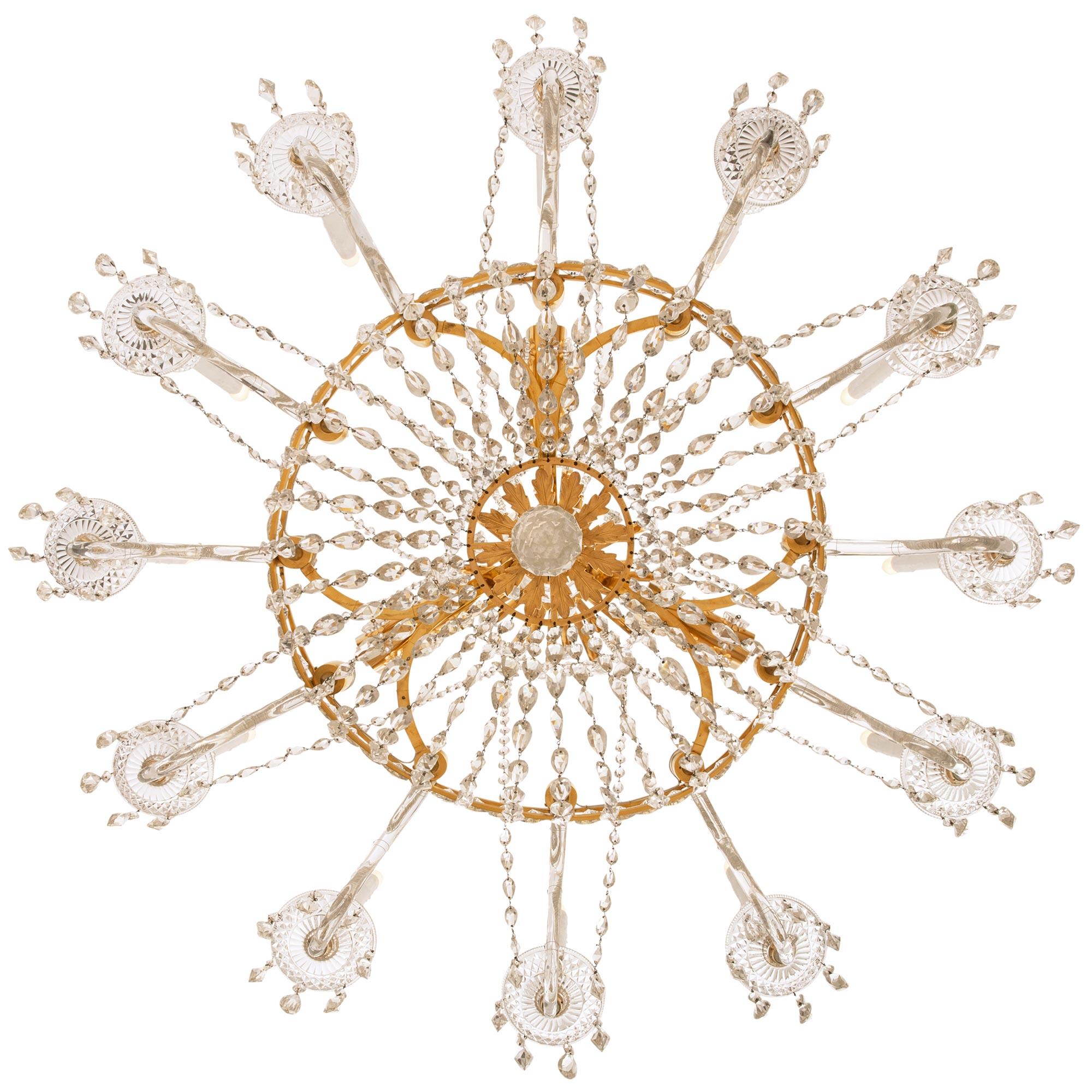 Lampadario francese del XIX secolo St. Louis Crystal e Ormolat del XIX secolo in vendita 2