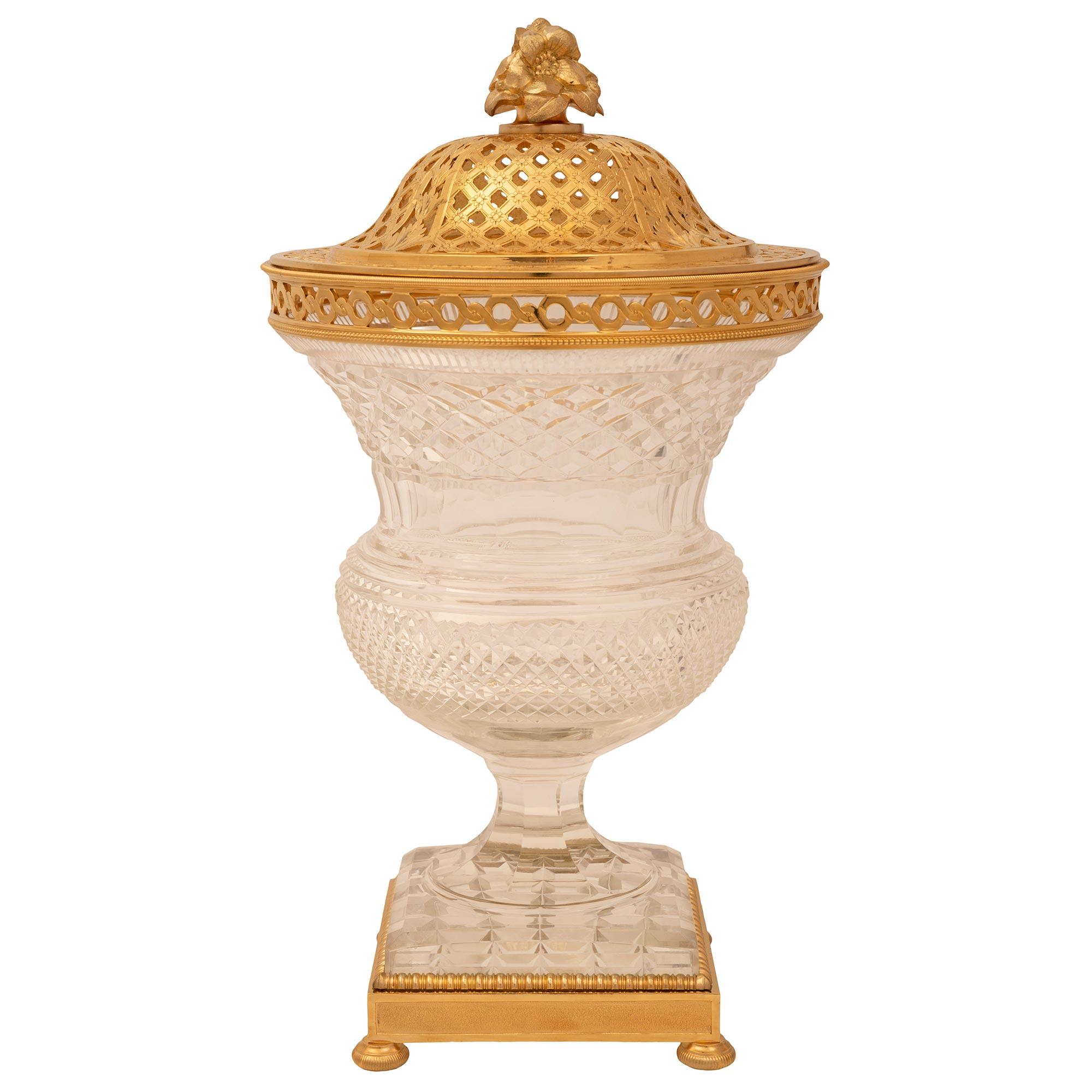 French 19th Century Louis XVI St. Baccarat Crystal And Ormolu Pot Pourri Urn In Good Condition For Sale In West Palm Beach, FL