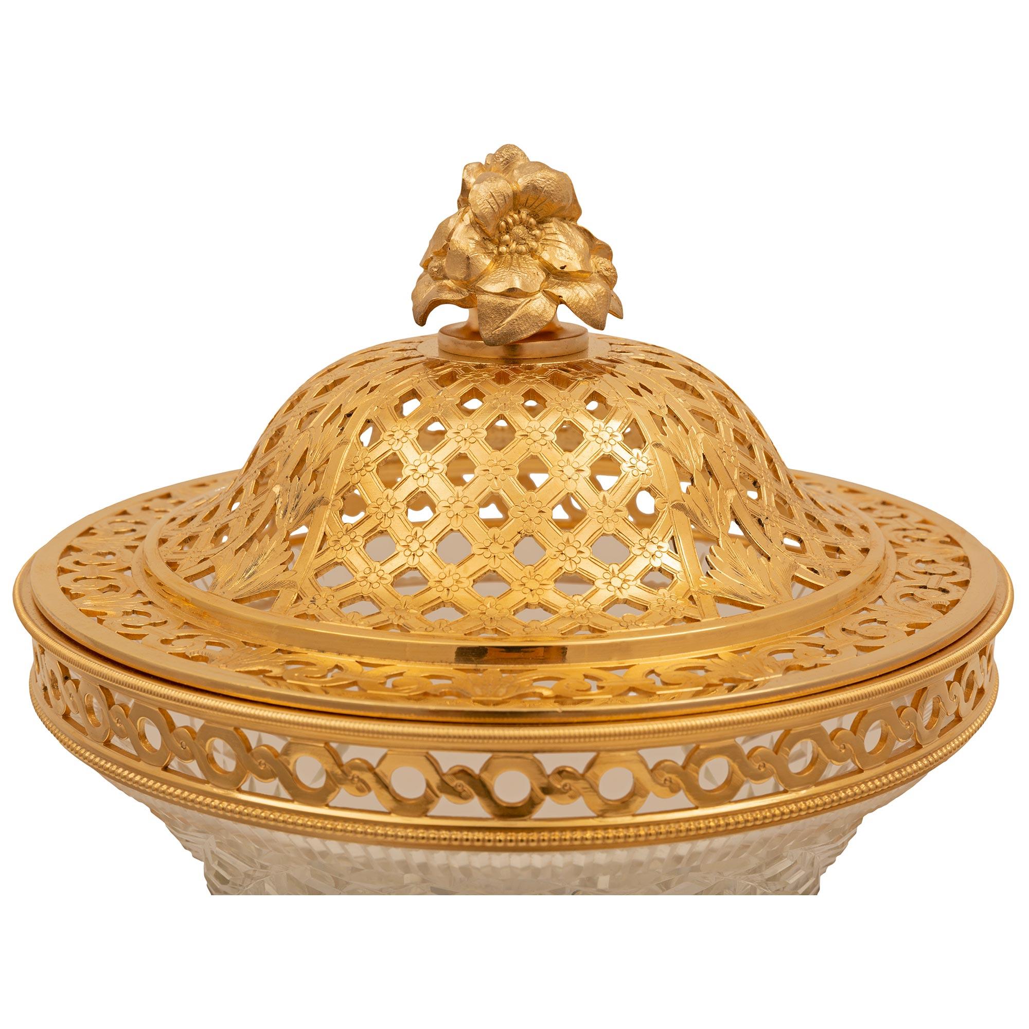 French 19th Century Louis XVI St. Baccarat Crystal And Ormolu Pot Pourri Urn For Sale 1