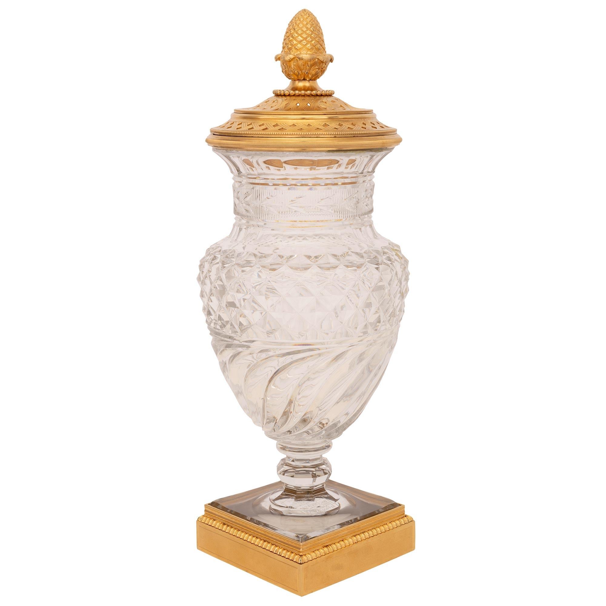 French 19th Century Louis XVI St. Baccarat Crystal and Ormolu Potpourri Vase In Good Condition For Sale In West Palm Beach, FL
