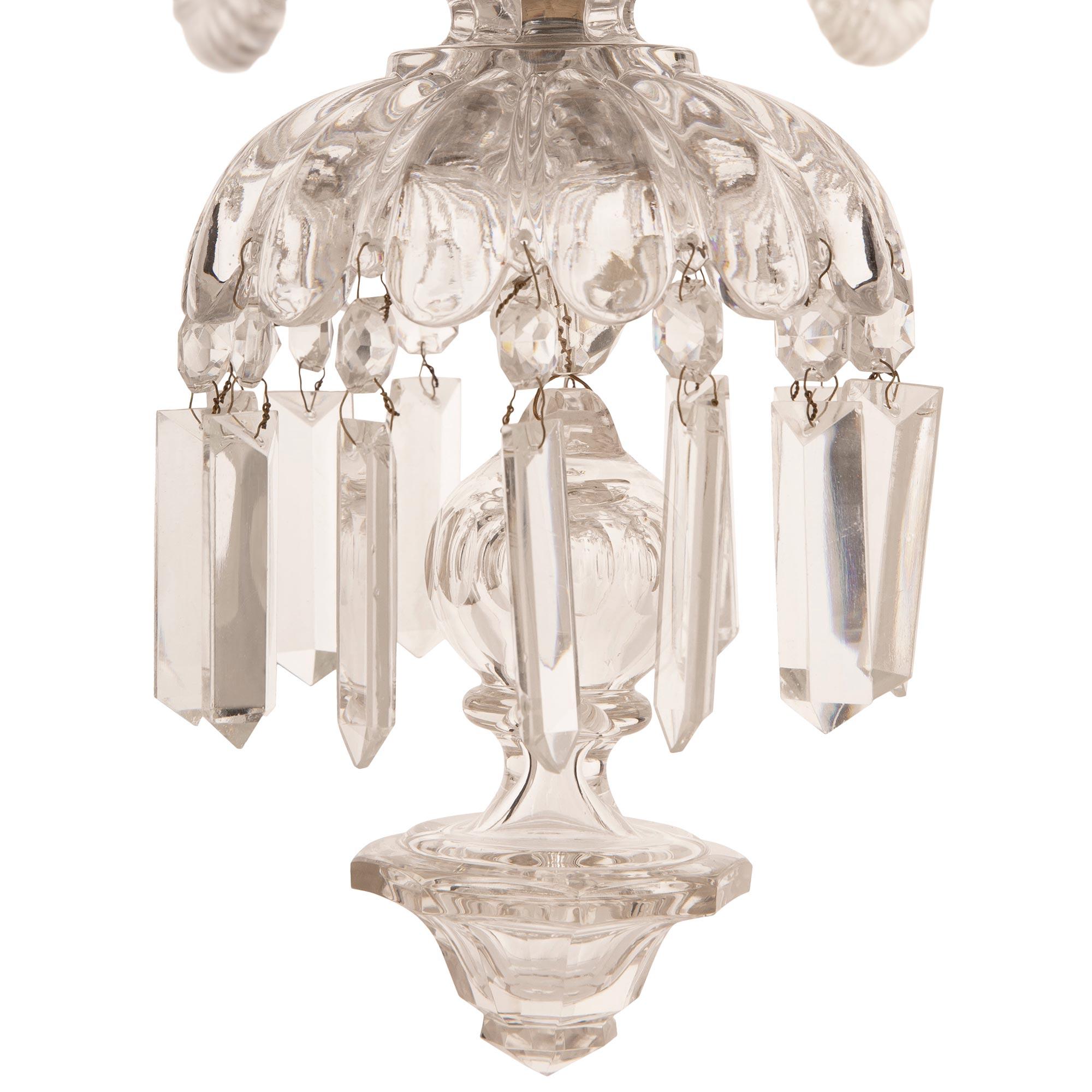 Lustre français Louis XVI du 19ème siècle en cristal de St. Baccarat en vente 2