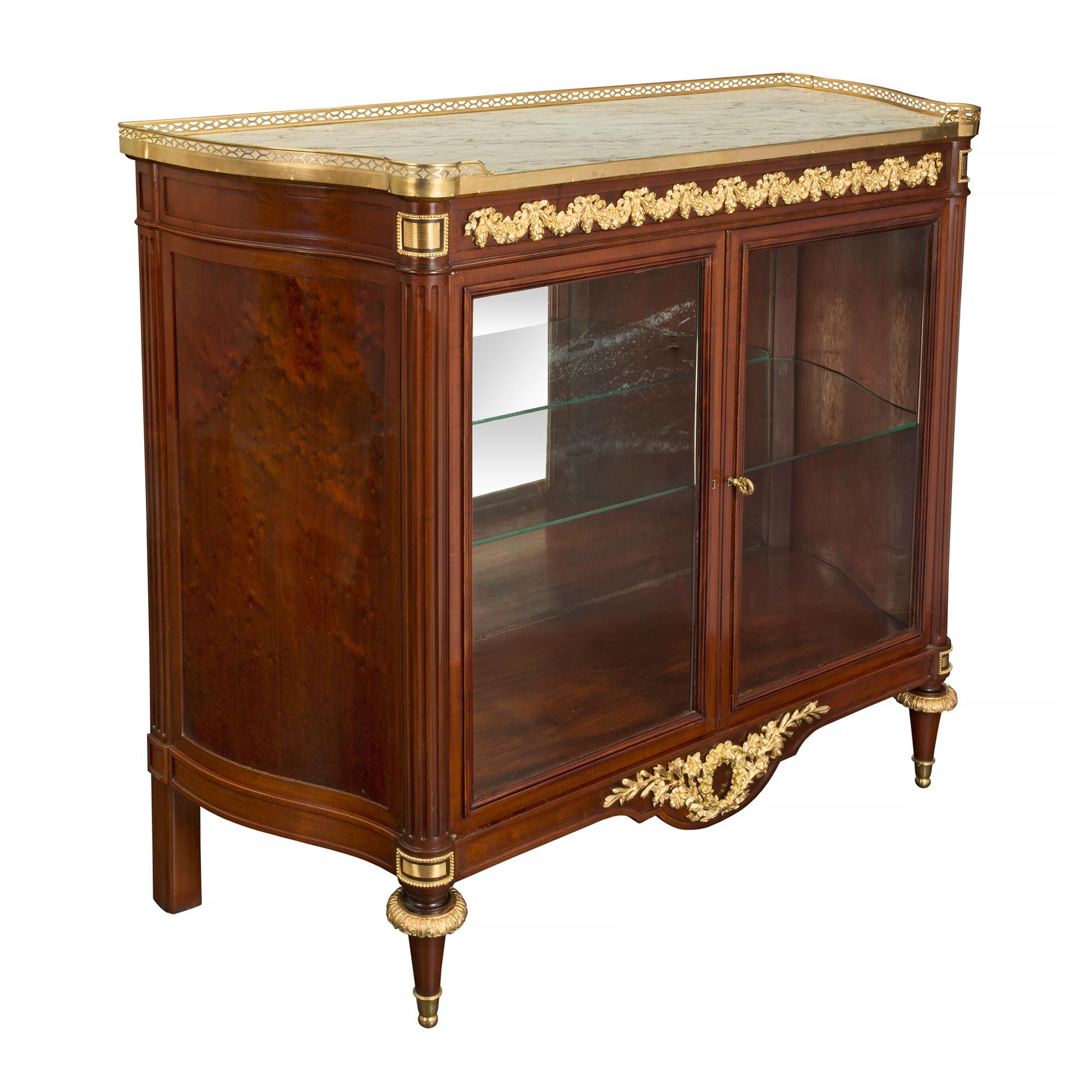Ormolu French 19th Century Louis XVI St. Belle Époque Period Cabinet Vitrine For Sale