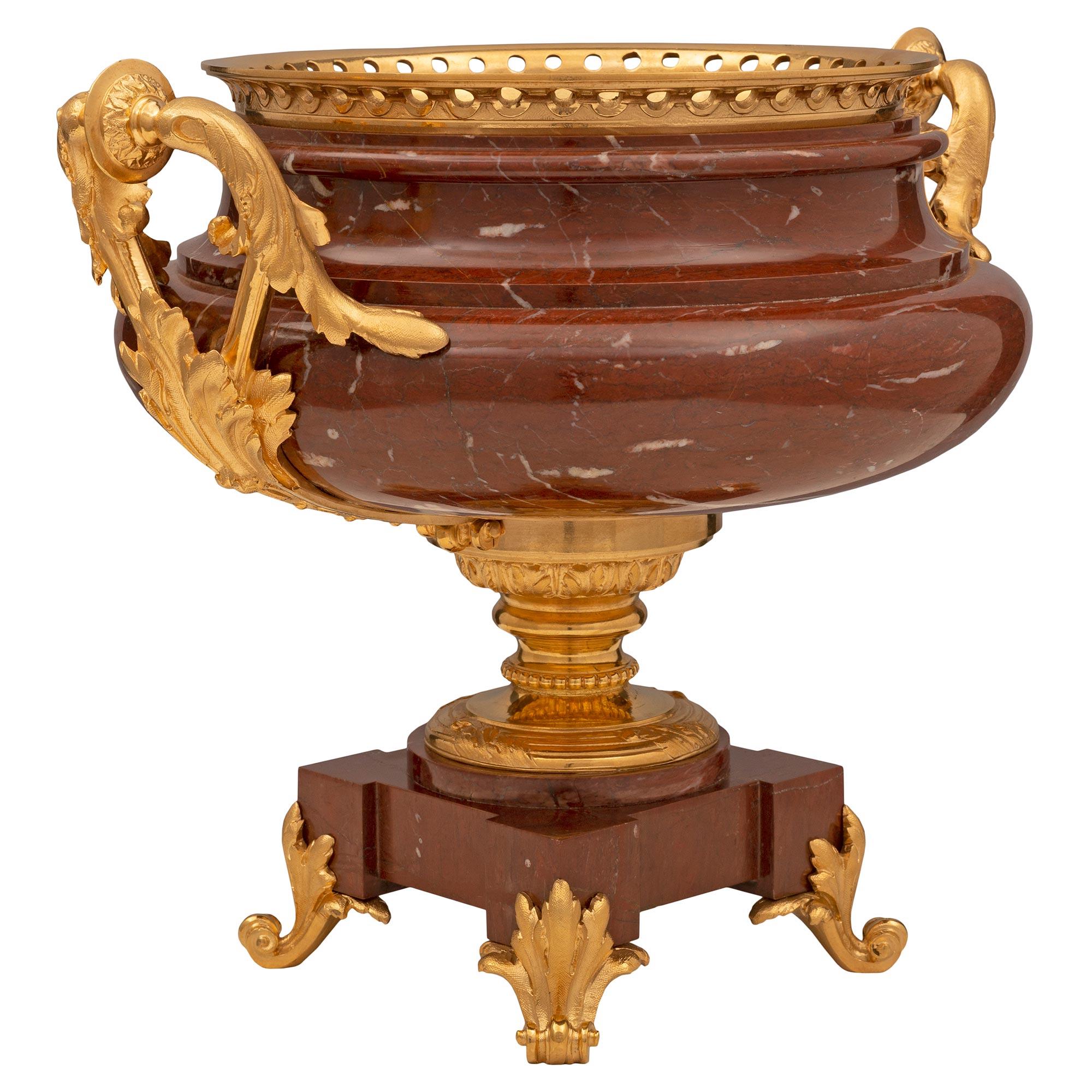 French 19th Century Louis XVI St. Belle Époque Period Centerpiece In Good Condition For Sale In West Palm Beach, FL