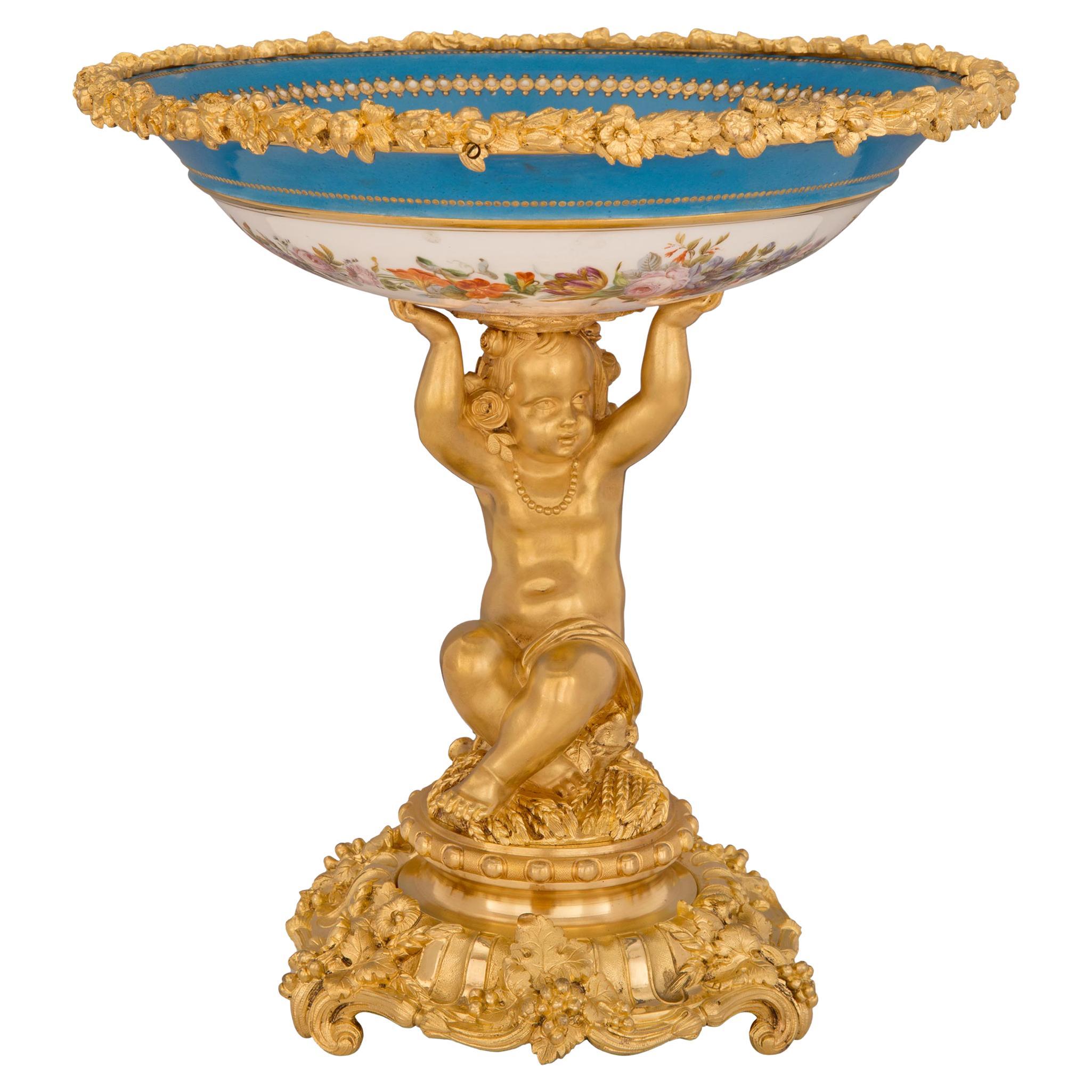 Centre de table français du XIXe siècle d'époque Louis XVI de style Belle Époque