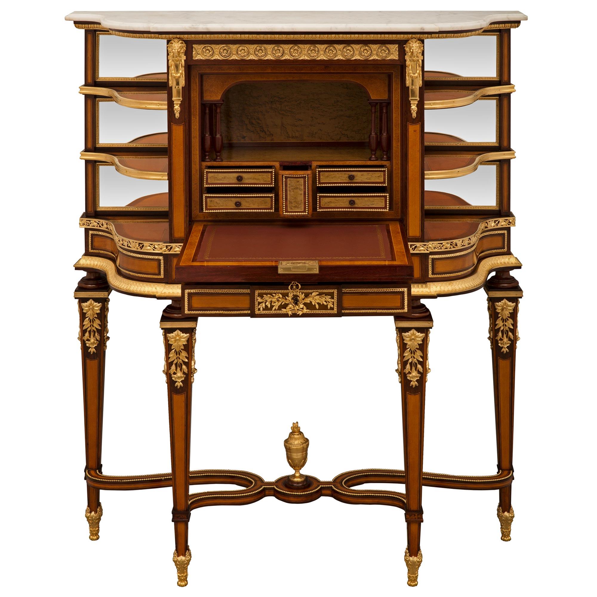 Belle Époque Scrivania francese del XIX secolo in stile Luigi XVI 