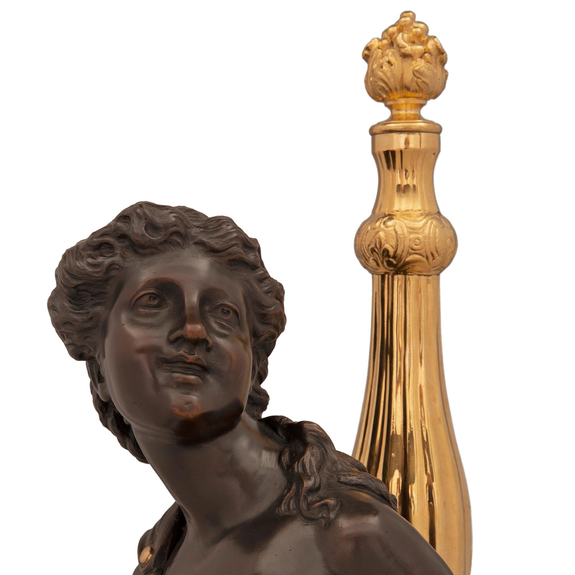 Statue aus Bronze, Goldbronze und Marmor im Louis-XVI-Stil des 19. Jahrhunderts im Zustand „Gut“ im Angebot in West Palm Beach, FL