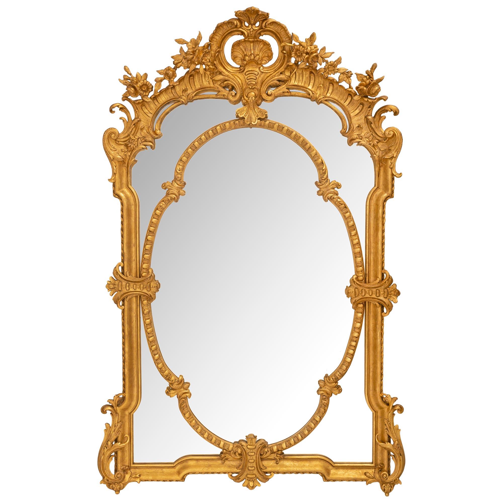 Miroir français du XIXe siècle en bois doré à double cadre de style Louis XVI du XIXe siècle en vente 6