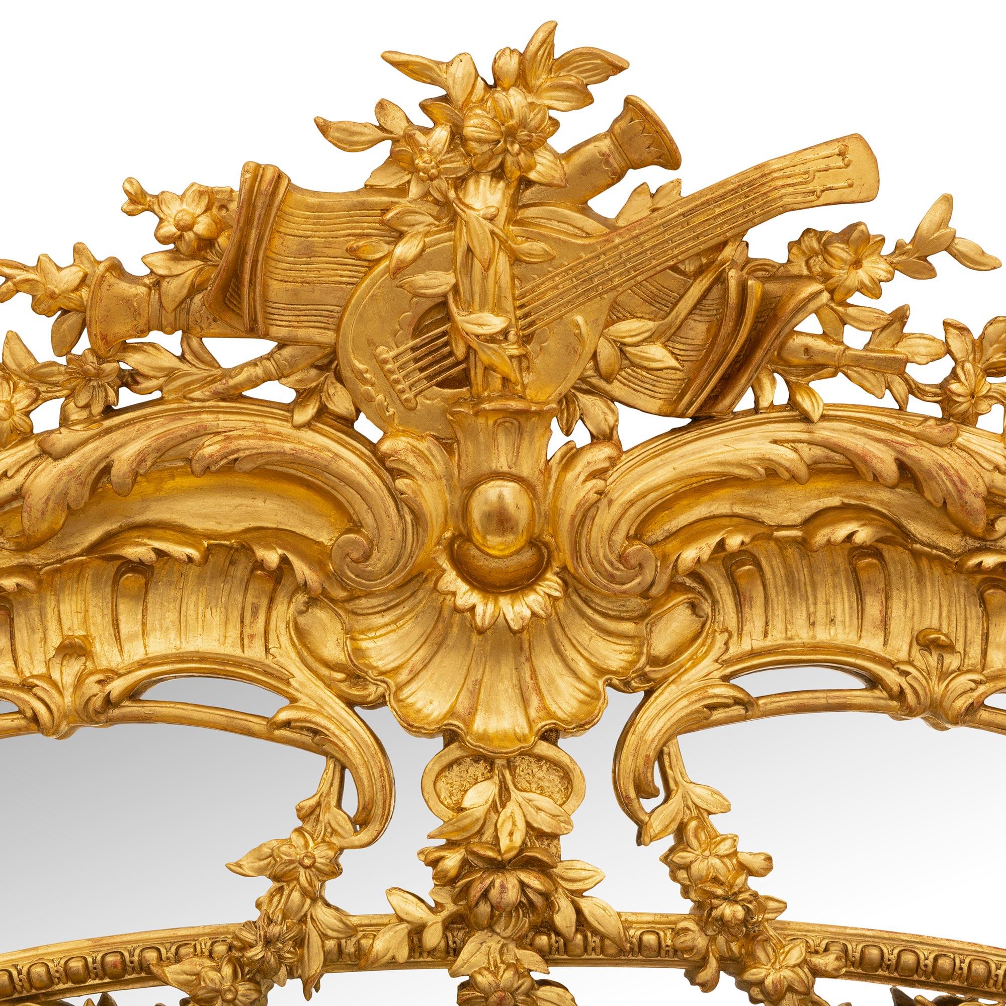 Miroir français du XIXe siècle, style Louis XVI, à double cadre en bois doré Bon état - En vente à West Palm Beach, FL