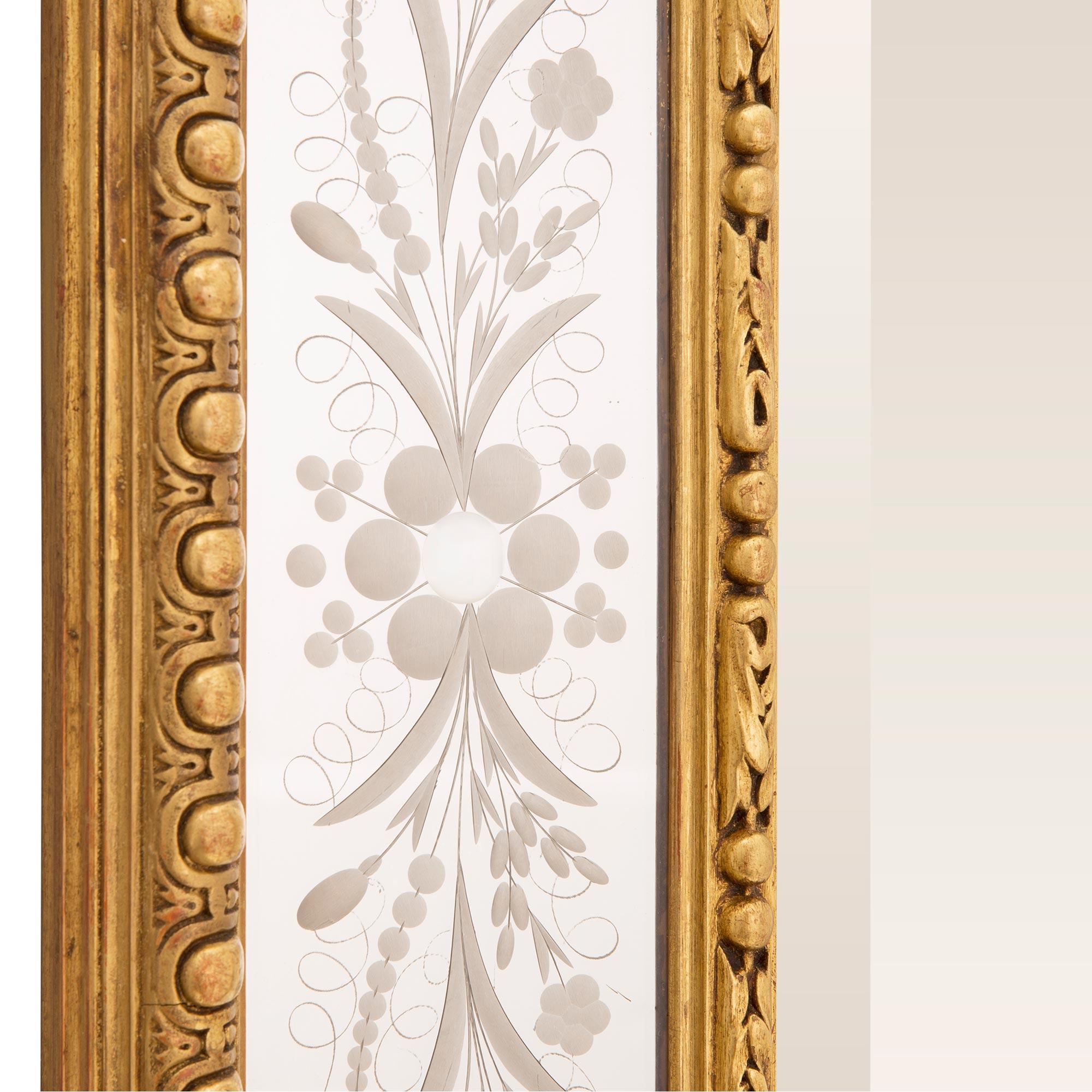 French 19th Century Louis XVI St. Double Framed Giltwood Mirror For Sale 4