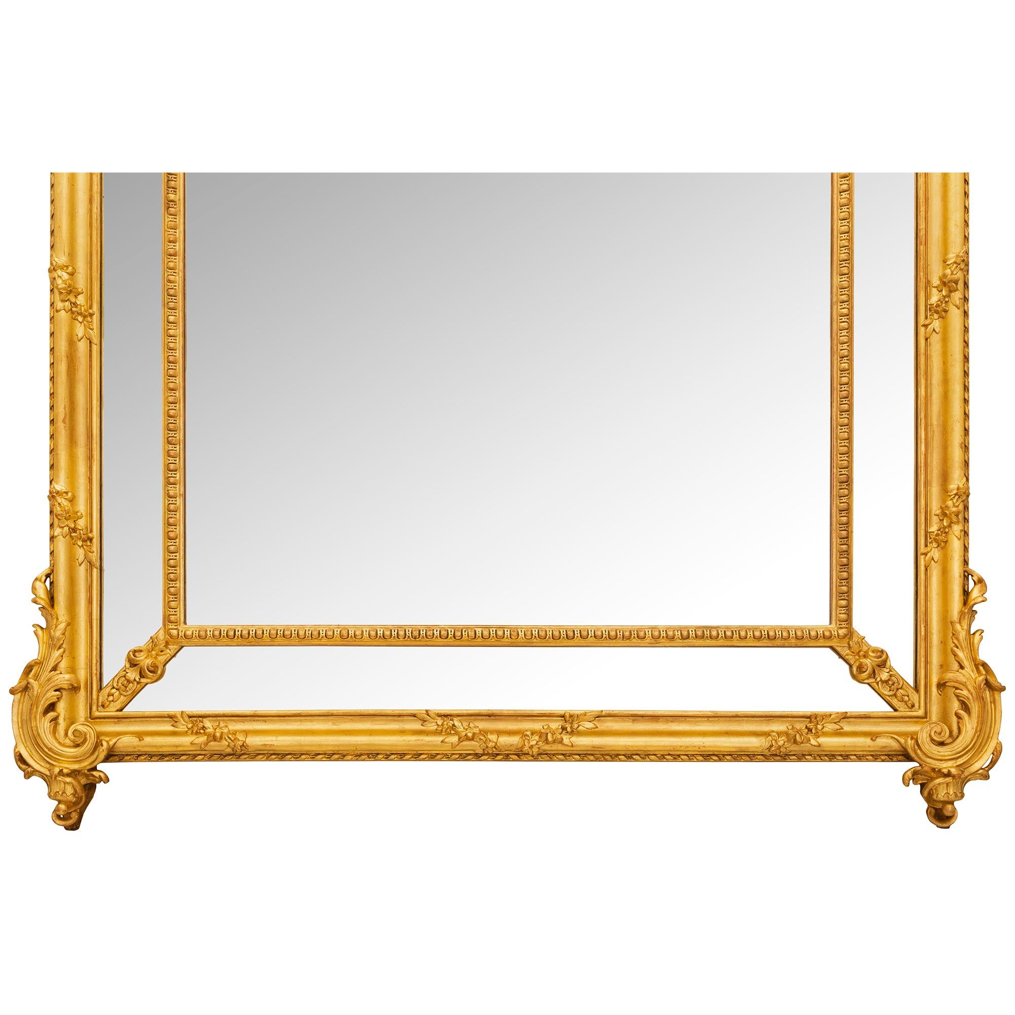 Miroir français du XIXe siècle, style Louis XVI, à double cadre en bois doré en vente 4