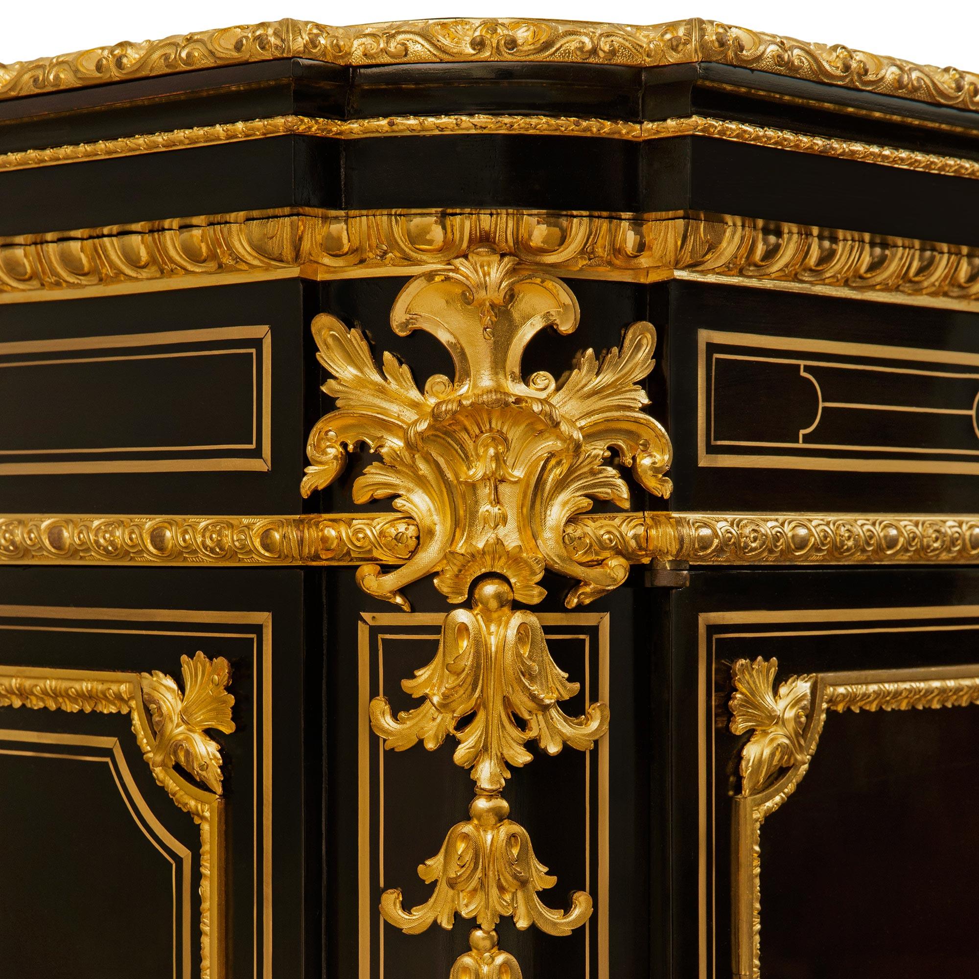 French 19th century Louis XVI st. Ebony and Ormolu Boulle vitrine For Sale 2