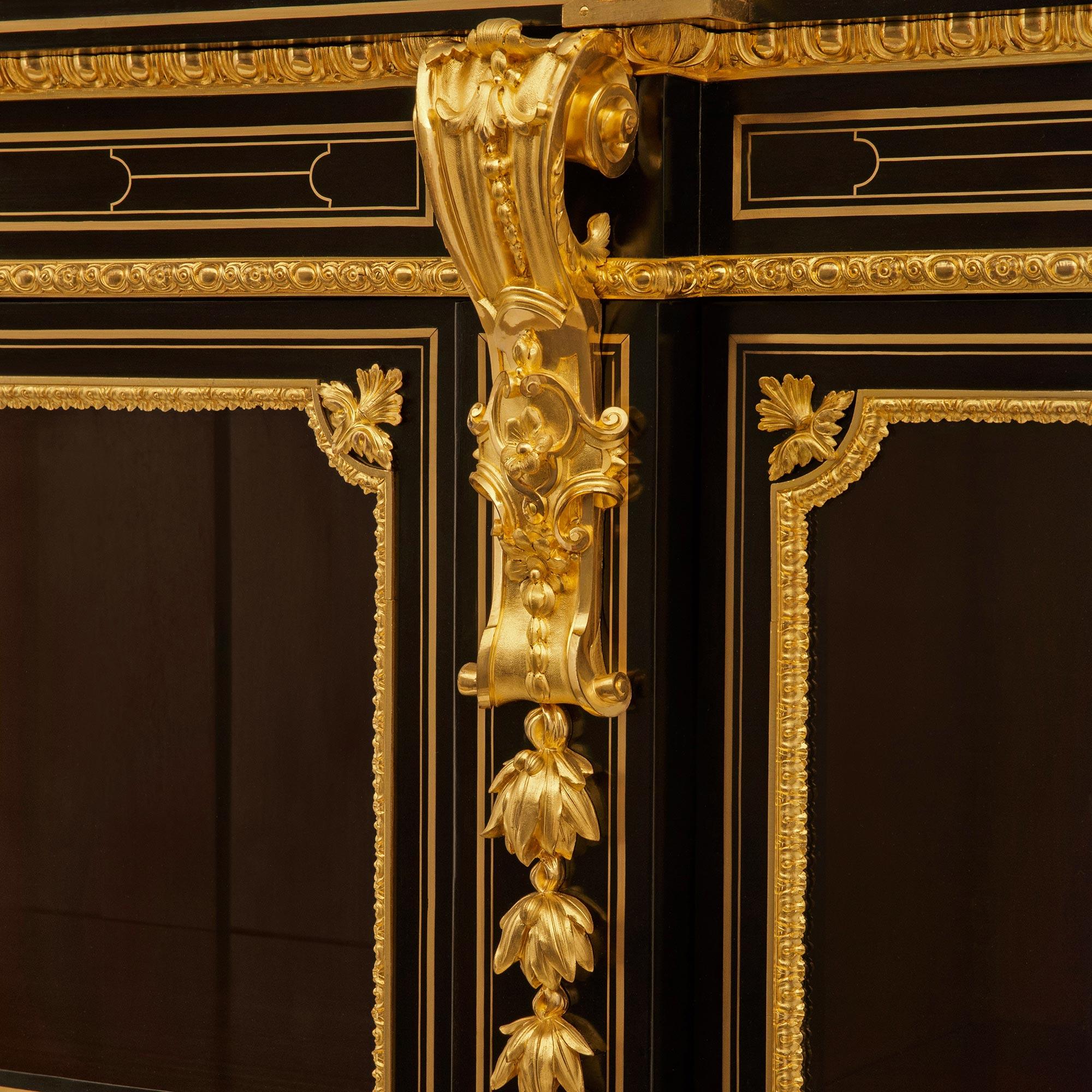 French 19th century Louis XVI st. Ebony and Ormolu Boulle vitrine For Sale 3