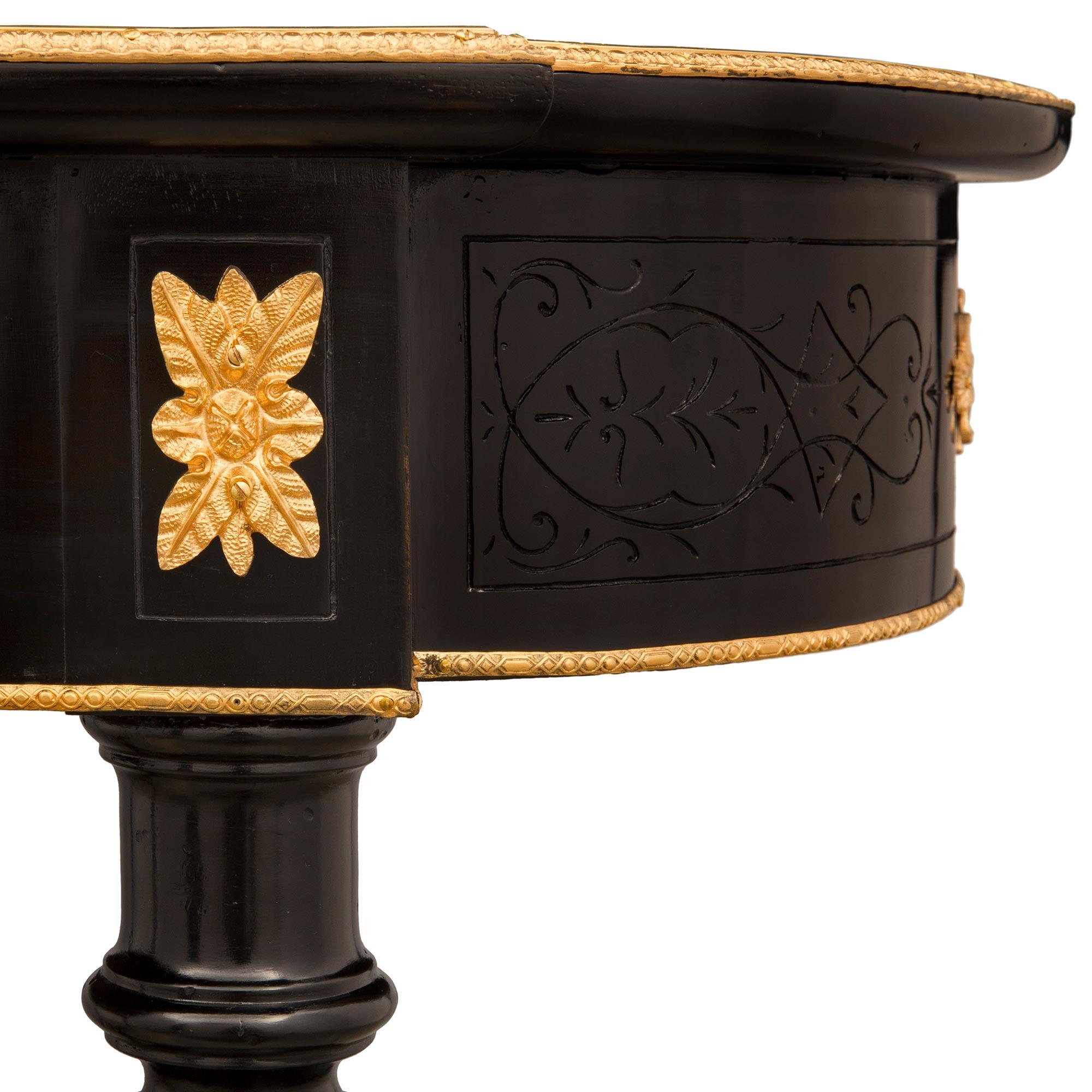 French 19th Century Louis XVI St. Ebony and Ormolu Center Table For Sale 3