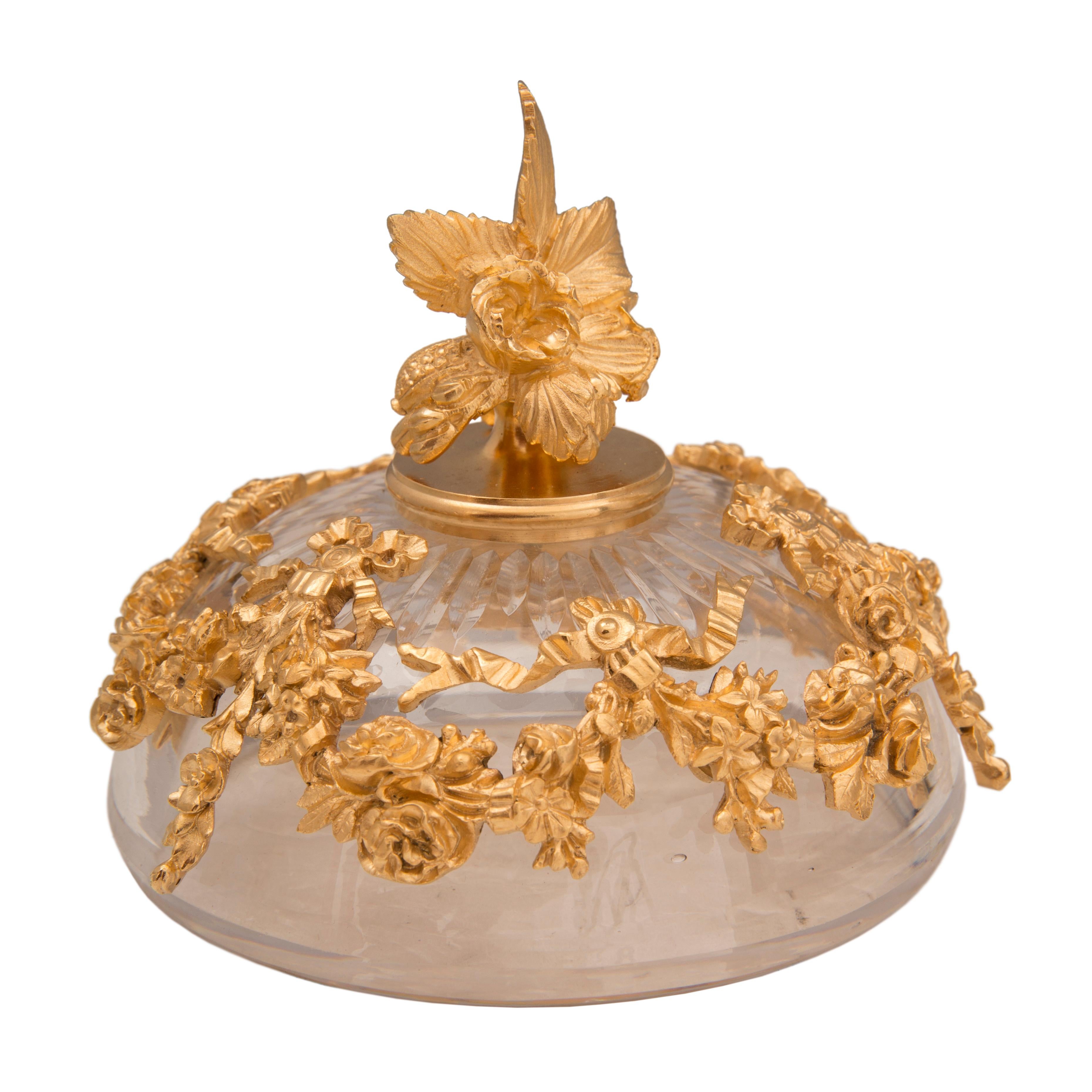 Ensemble de garnitures françaises Louis XVI du 19ème siècle vendu par Tiffany & Co en vente 2