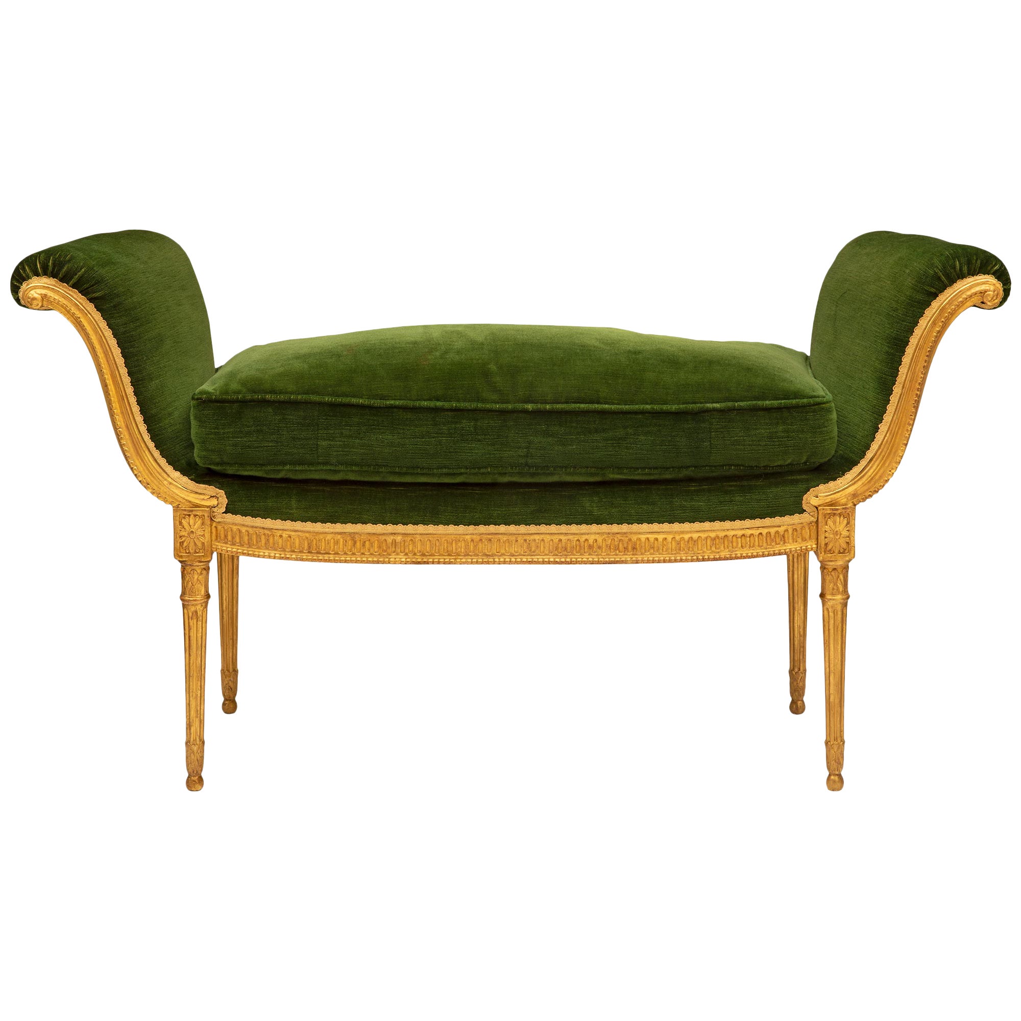 Banco francés del siglo XIX de madera dorada de San Luis XVI y terciopelo verde