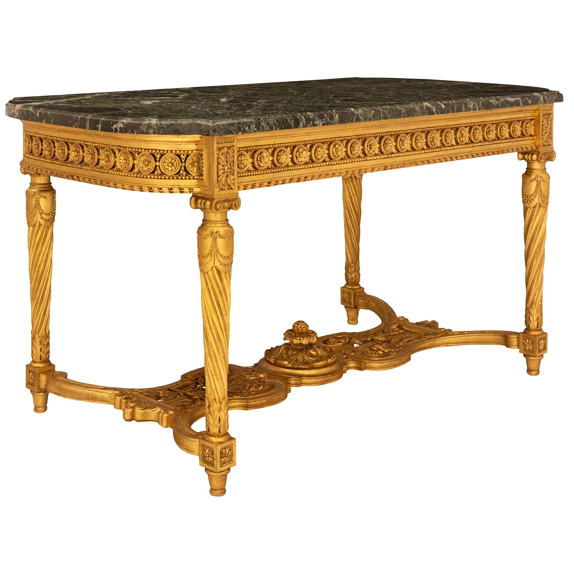 Mesa central francesa del siglo XIX de madera dorada y mármol estilo Luis XVI Francés en venta