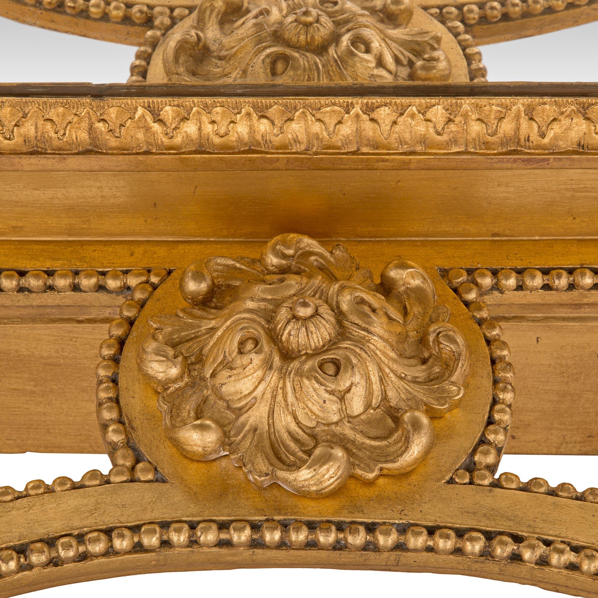 Console française du 19ème siècle de style Louis XVI en bois doré et miroir en marbre en vente 1