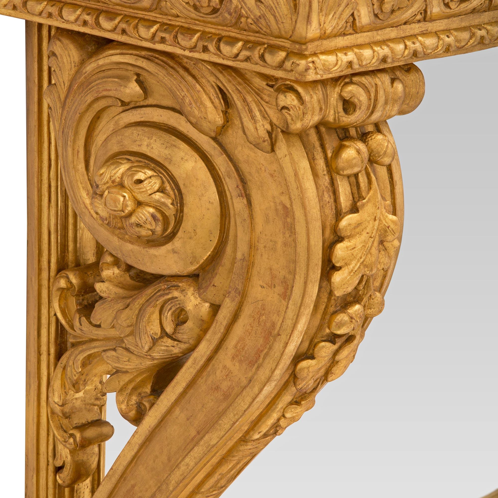 Consola francesa del siglo XIX de madera dorada de San Luis XVI y mármol Rouge Griotte Mármol en venta