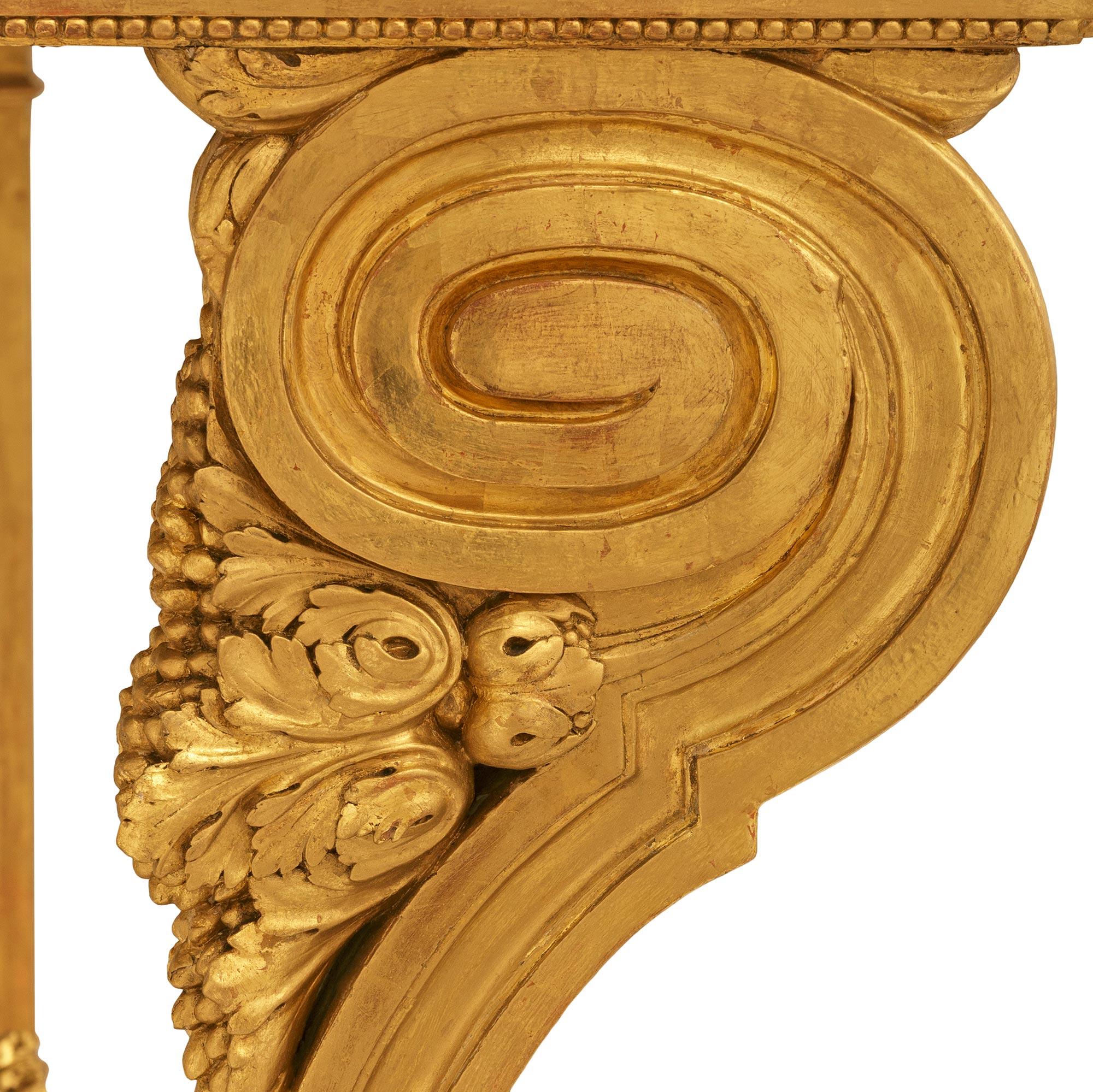 French 19th century Louis XVI st. Giltwood, Mirror and Carrara marble console Espejo en venta