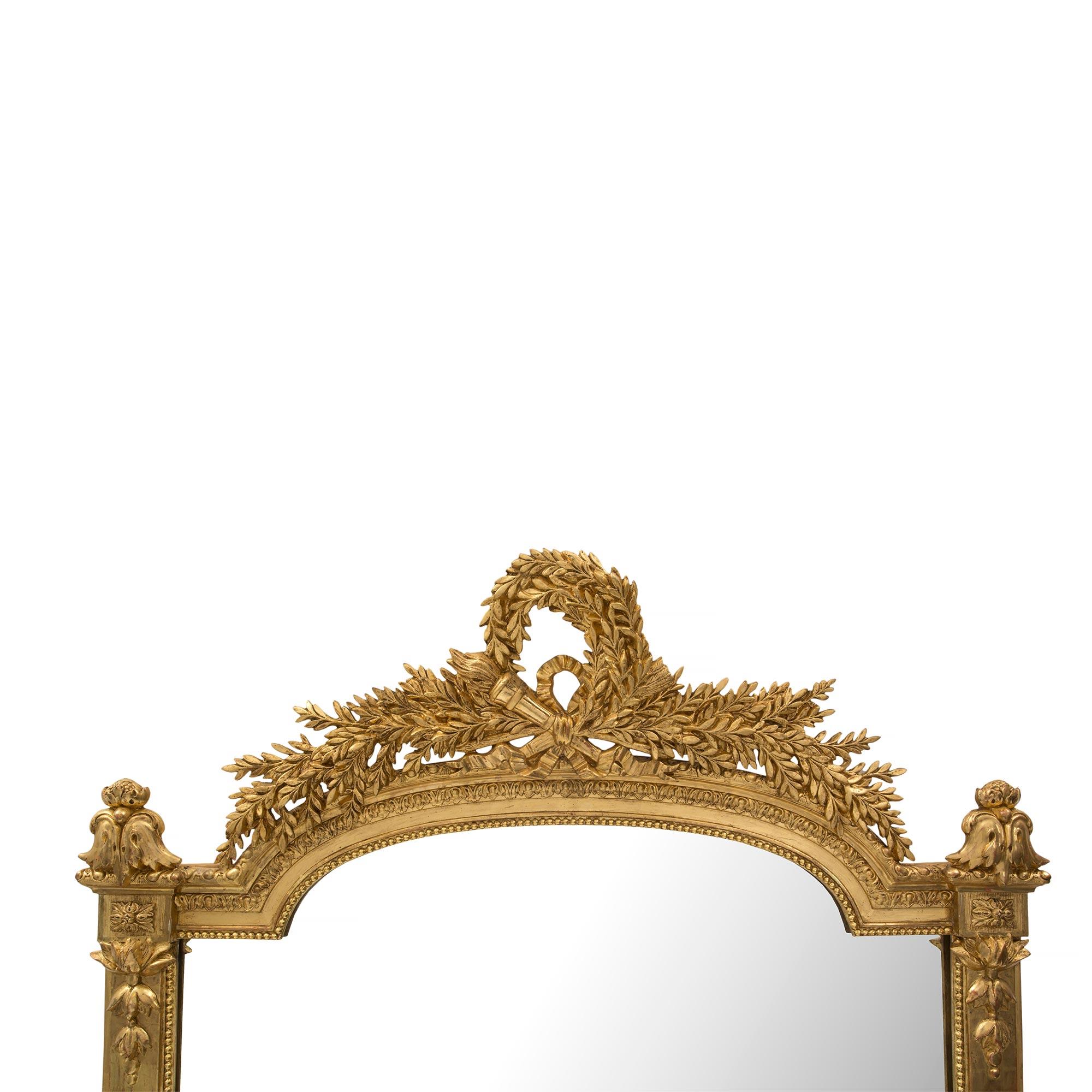 French 19th Century Louis XVI St. Giltwood Mirror In Good Condition For Sale In West Palm Beach, FL