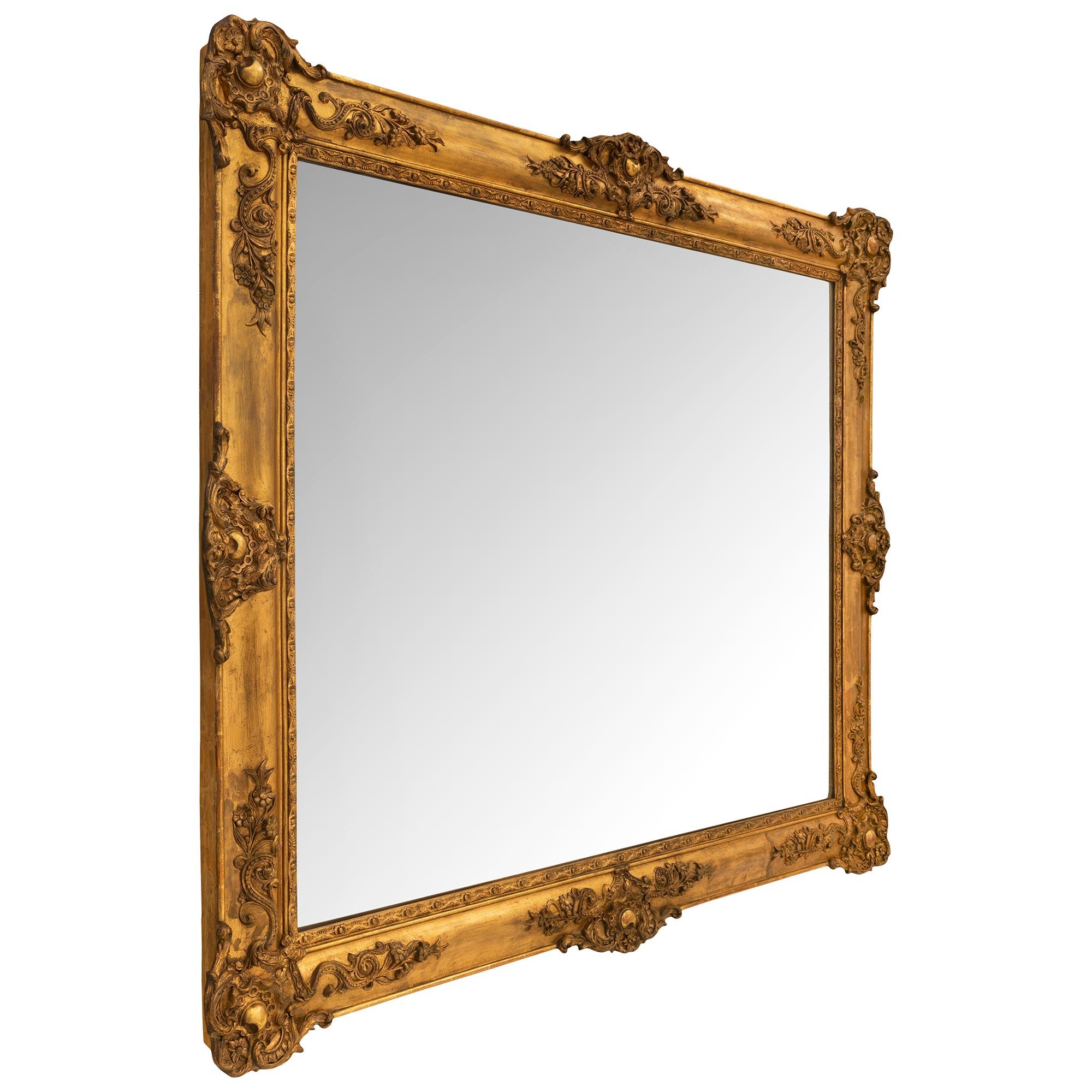 French 19th Century Louis XVI St. Giltwood Mirror In Good Condition For Sale In West Palm Beach, FL