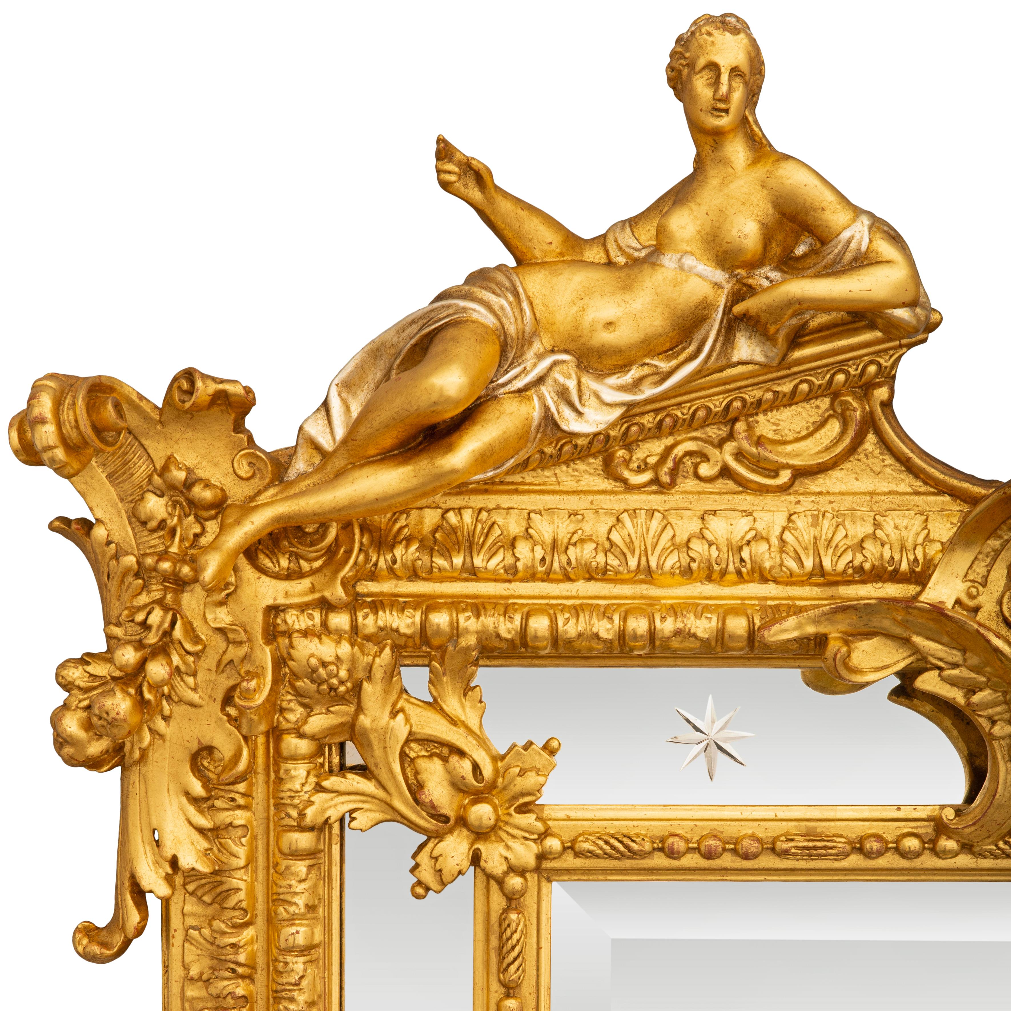 Specchio francese del XIX secolo in legno dorato di stile Luigi XVI In condizioni buone in vendita a West Palm Beach, FL