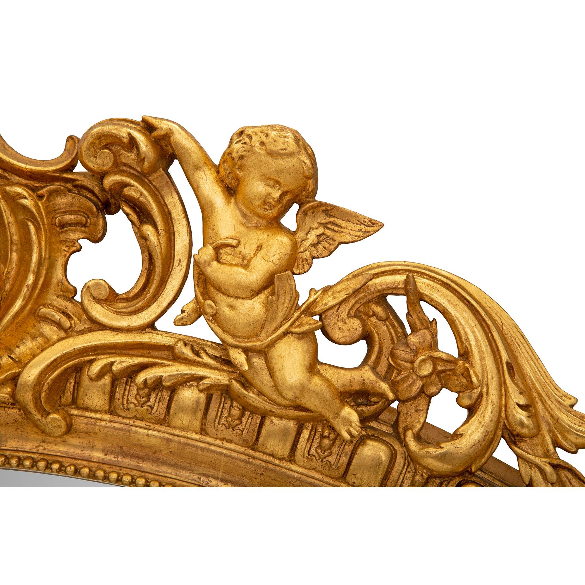 Miroir français du XIXe siècle en bois doré de style Louis XVI en vente 1