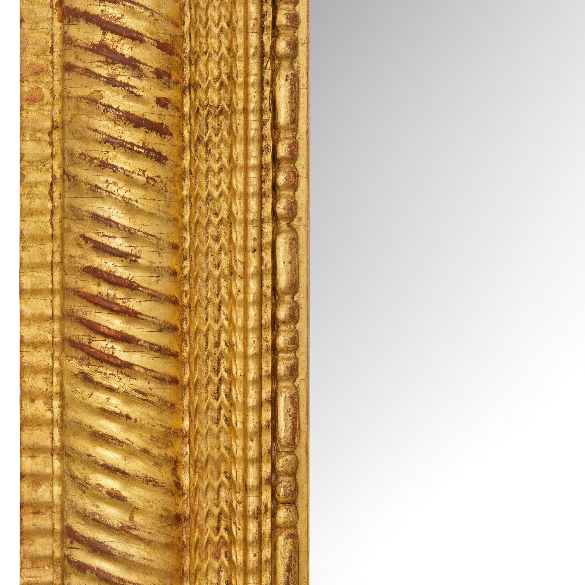 Miroir en bois doré de style Louis XVI du XIXe siècle en vente 2