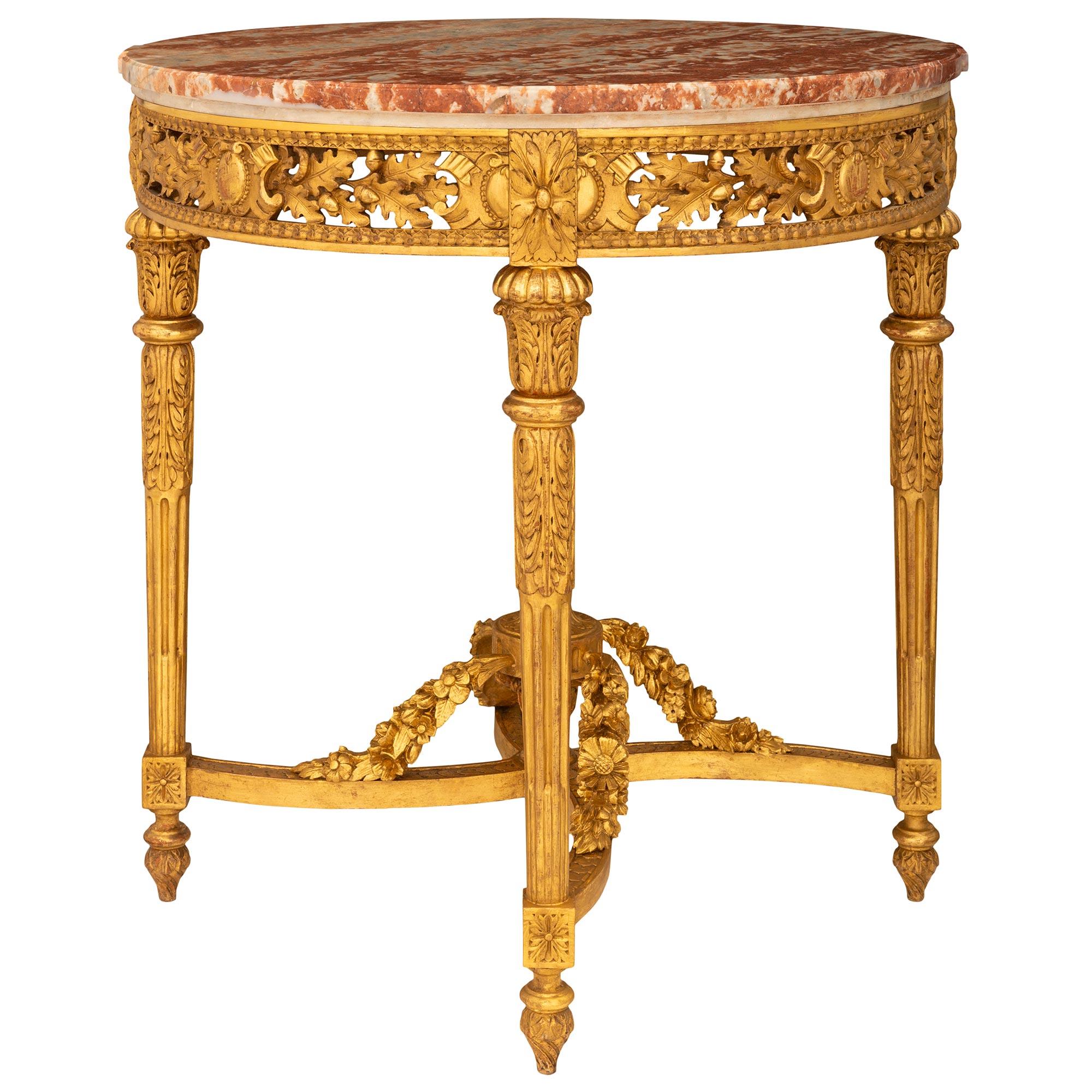 Français Table d'appoint en bois doré et marbre Rouge de Languedoc de style Louis XVI du 19e siècle en vente