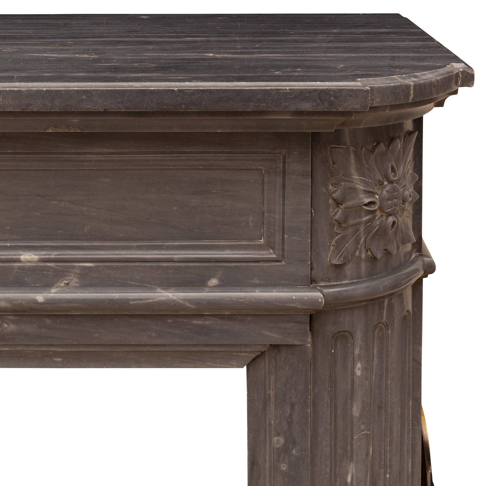 French 19th Century Louis XVI St. Gris St. Anne Marble Mantel For Sale 1