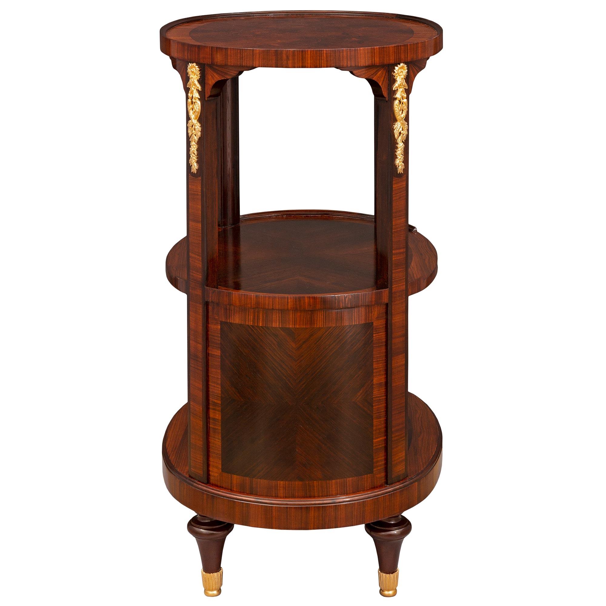 Table d'appoint en bois de roi et bronze doré, de style Louis XVI, du 19e siècle. Bon état - En vente à West Palm Beach, FL