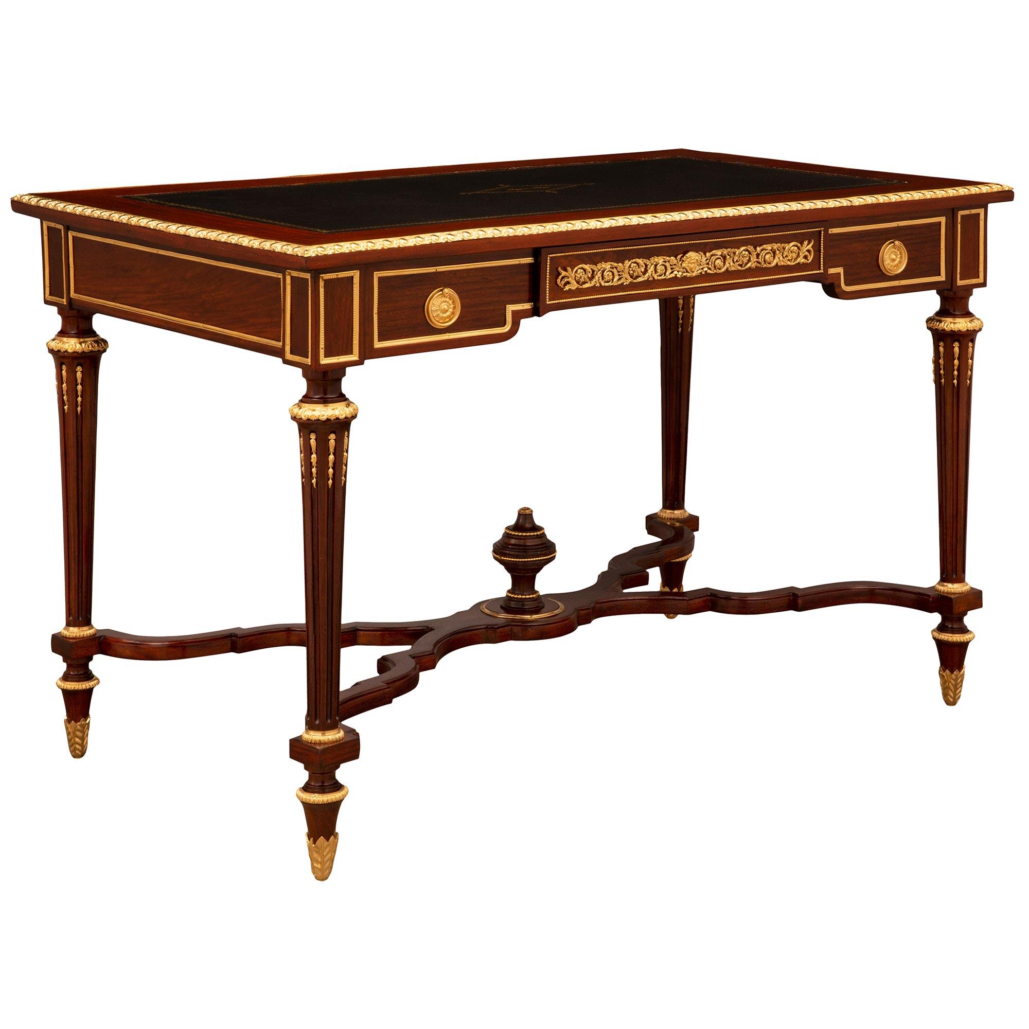 French 19th Century Louis XVI St. Mahogany and Ormolu Desk In Good Condition For Sale In West Palm Beach, FL