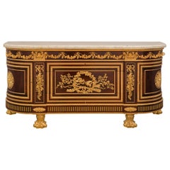 Commode de château française du XIXe siècle de style Louis XVI en acajou et bronze doré