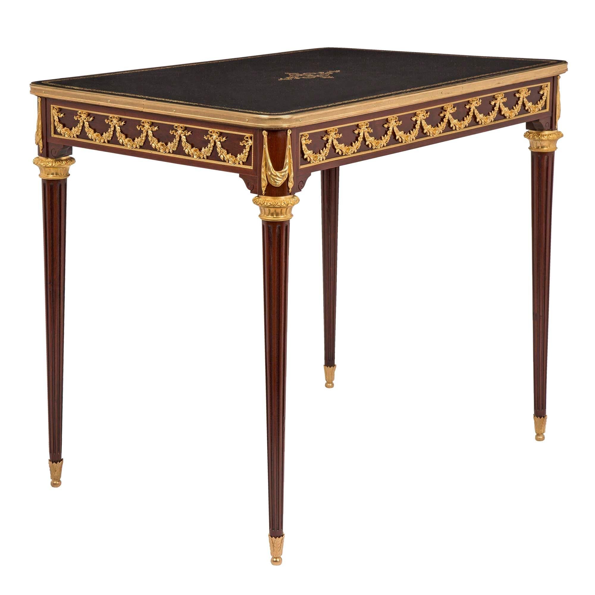 French 19th Century Louis XVI St. Mahogany and Ormolu Writing Desk In Good Condition For Sale In West Palm Beach, FL