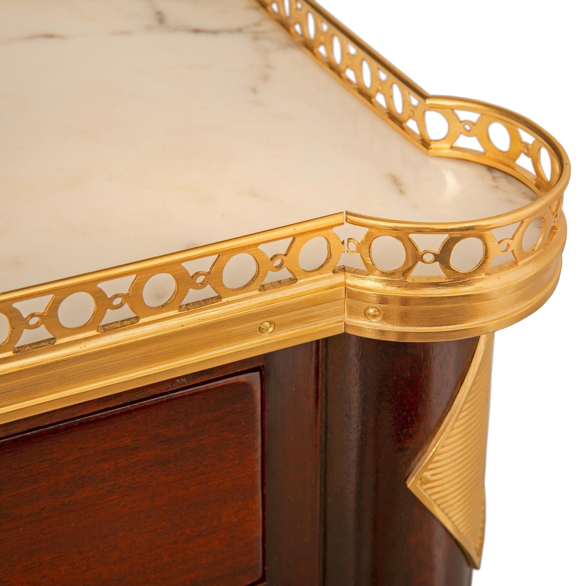 French 19th Century Louis XVI St. Mahogany, Ormolu and Arabescato Marble Buffet For Sale 4