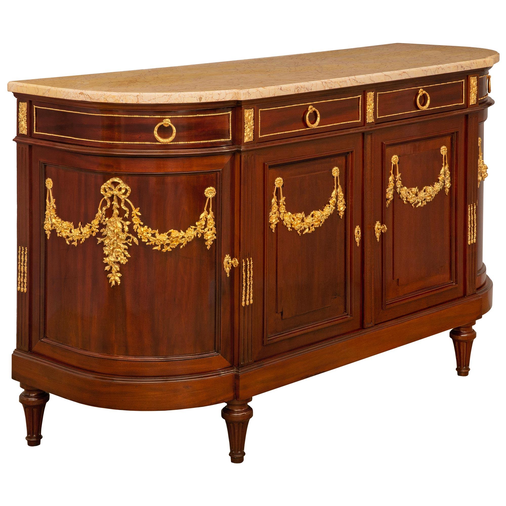 Similoro Buffet francese del XIX secolo in stile Luigi XVI in mogano, ormolu e marmo in vendita