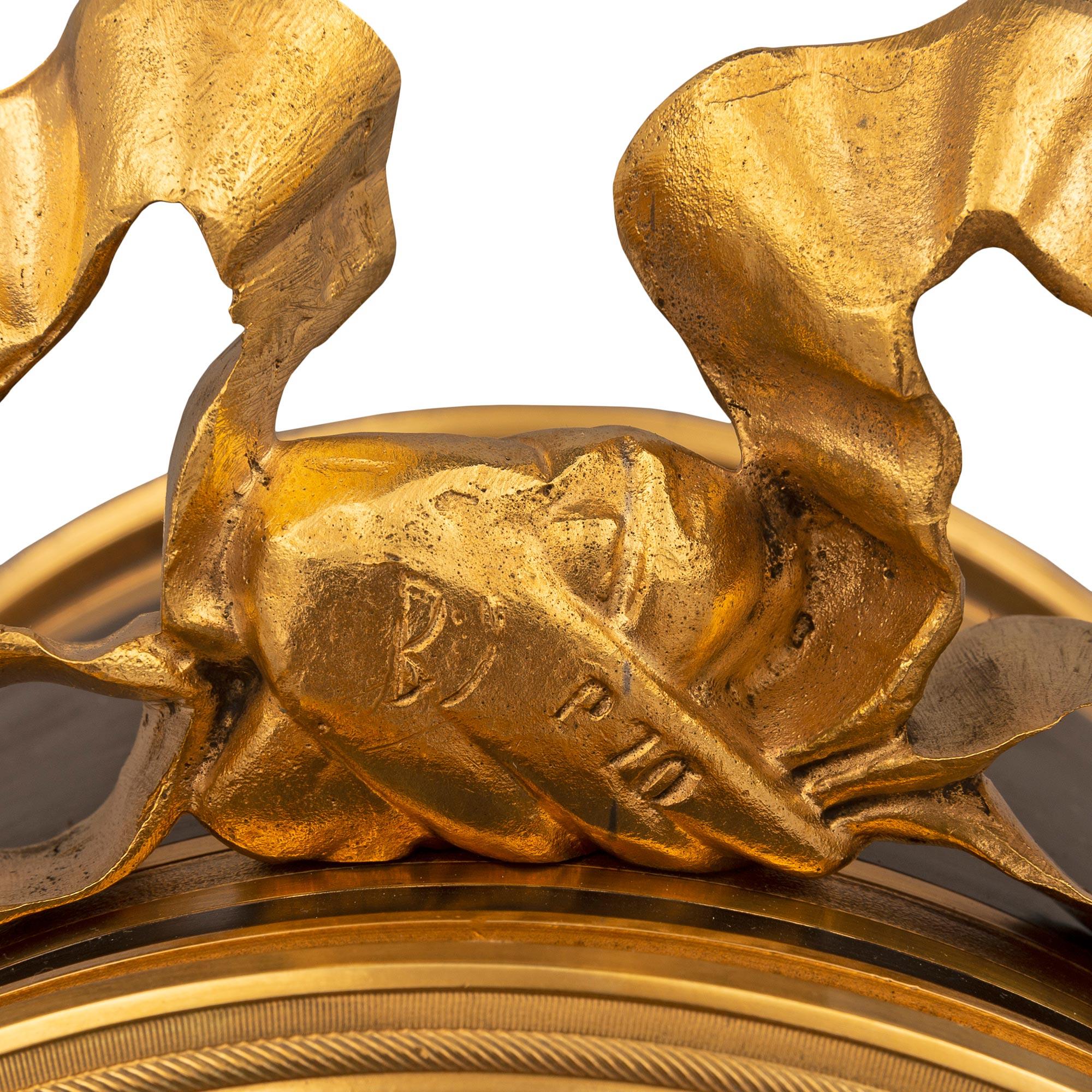 Französische Louis XVI St. Marmor-, Ormolu- und patinierte Bronzeuhr aus dem 19. im Angebot 5