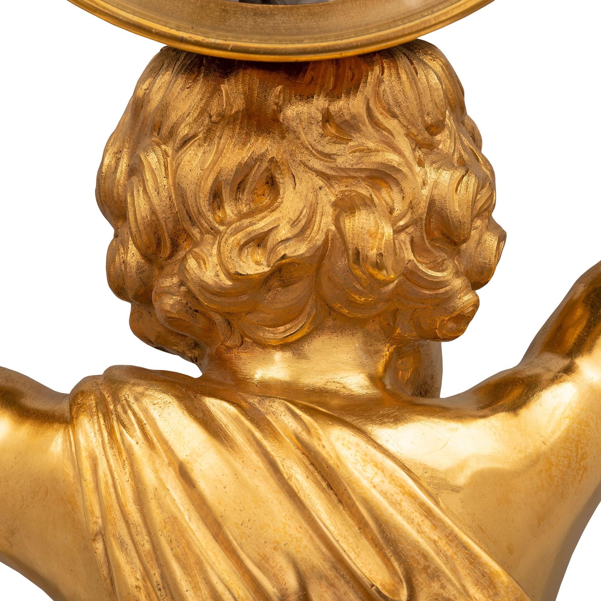 Französische Louis XVI St. Marmor-, Ormolu- und patinierte Bronzeuhr aus dem 19. im Angebot 2
