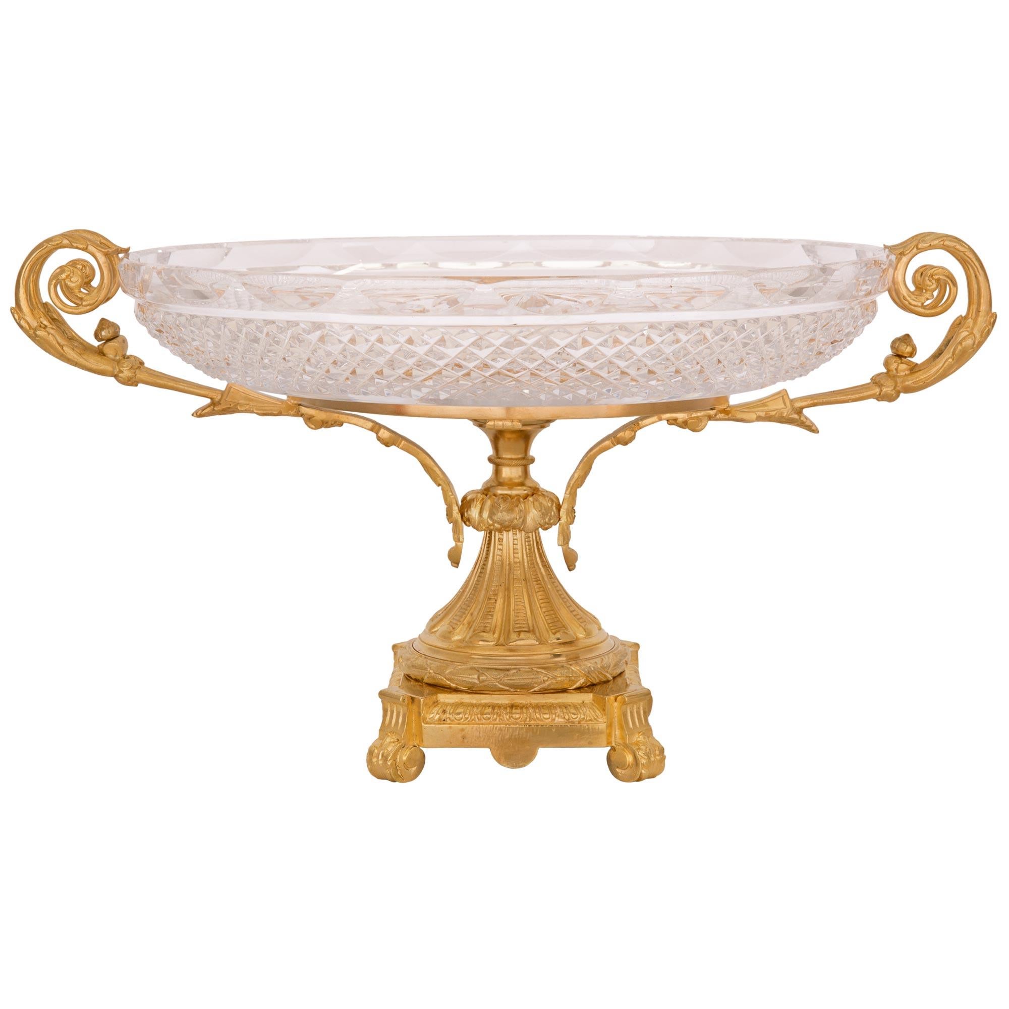 Centre de table français du 19ème siècle de style Louis XVI en ormolu et cristal de Baccarat