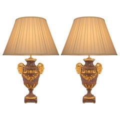 Lampes en bronze doré et en marbre brèche de style Louis XVI du XIXe siècle